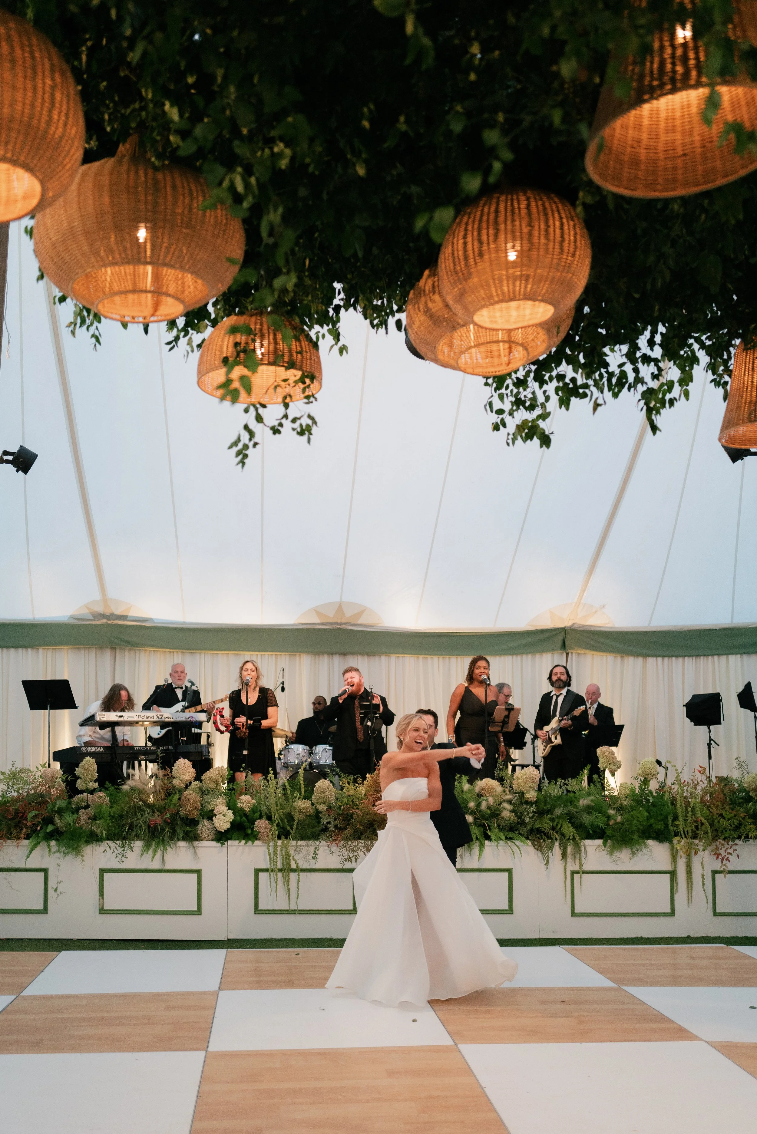 ShannanandMichael_Reception-2Party-38.jpg