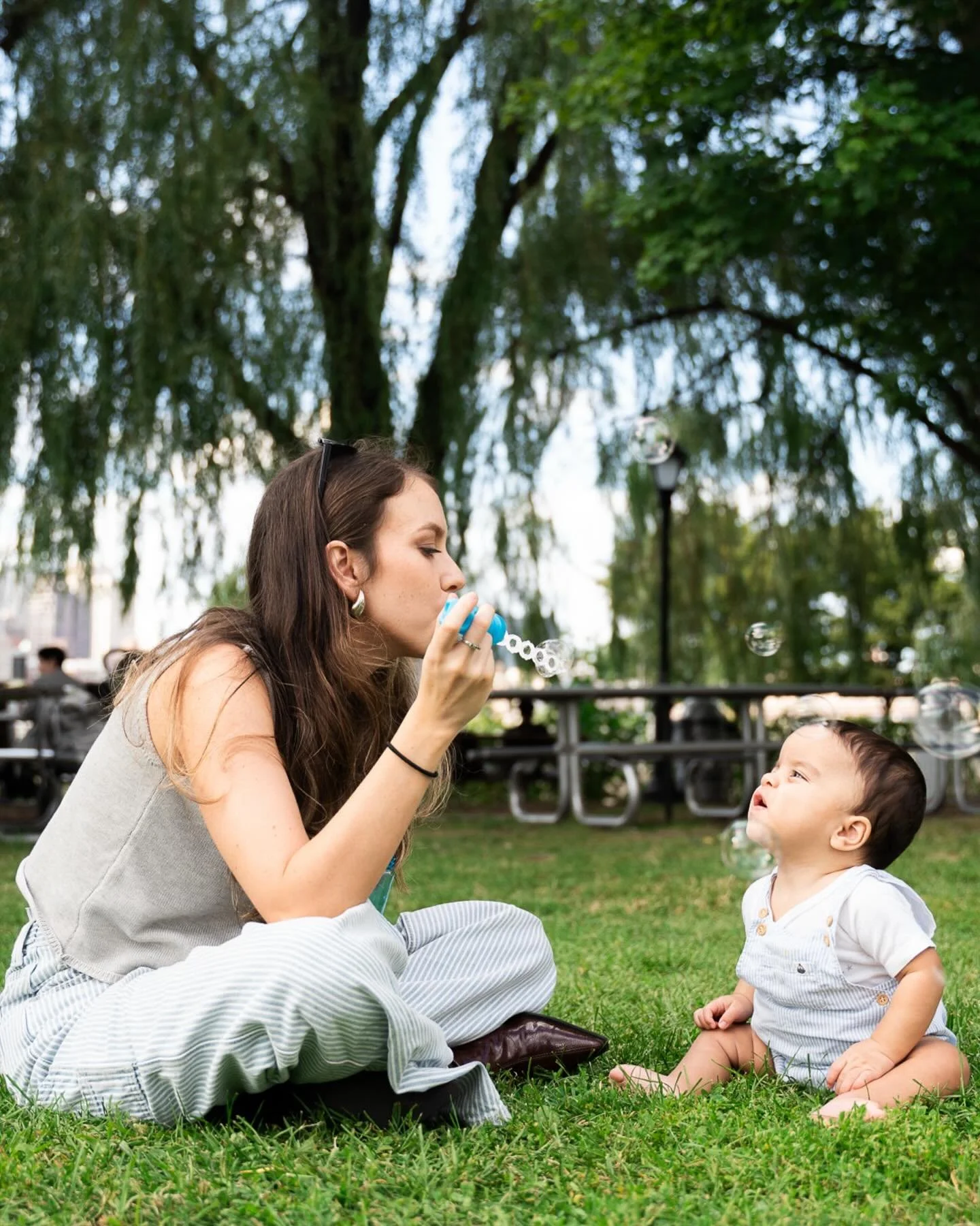a day at the park with alex, rudy, and their beautiful boys. can&rsquo;t fully express what an honor to capture a slice of life for one of my first college connections who now has her own beautiful little family 🥹❤️ 💐🏡🧑&zwj;🧑&zwj;🧒&zwj;🧒🫧

-
