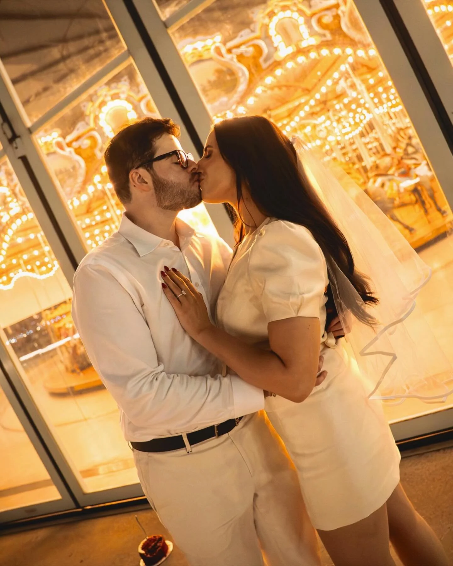 making movie magic. dashing around the city on an october evening with ryan &amp; dan 🪄

🍿🕯️📽️🎠🚕💋🎂🎞️

ryan &amp; i met in a high school photography class a decade ago, so it was an especially full-circle moment to capture and celebrate her e