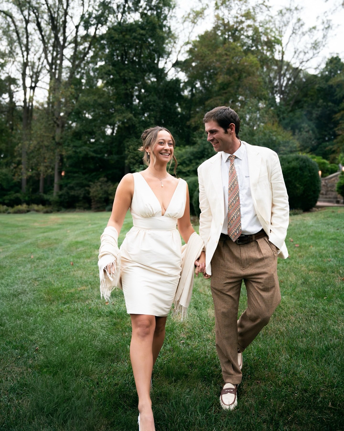 some fun &amp; formal portraits from hayley &amp; tim&rsquo;s night before dinner. catching a private moment with these two was nothing short of magical. the most timeless, romantic energy was in the air on this october evening 🌝✨👒🩶

associate sho