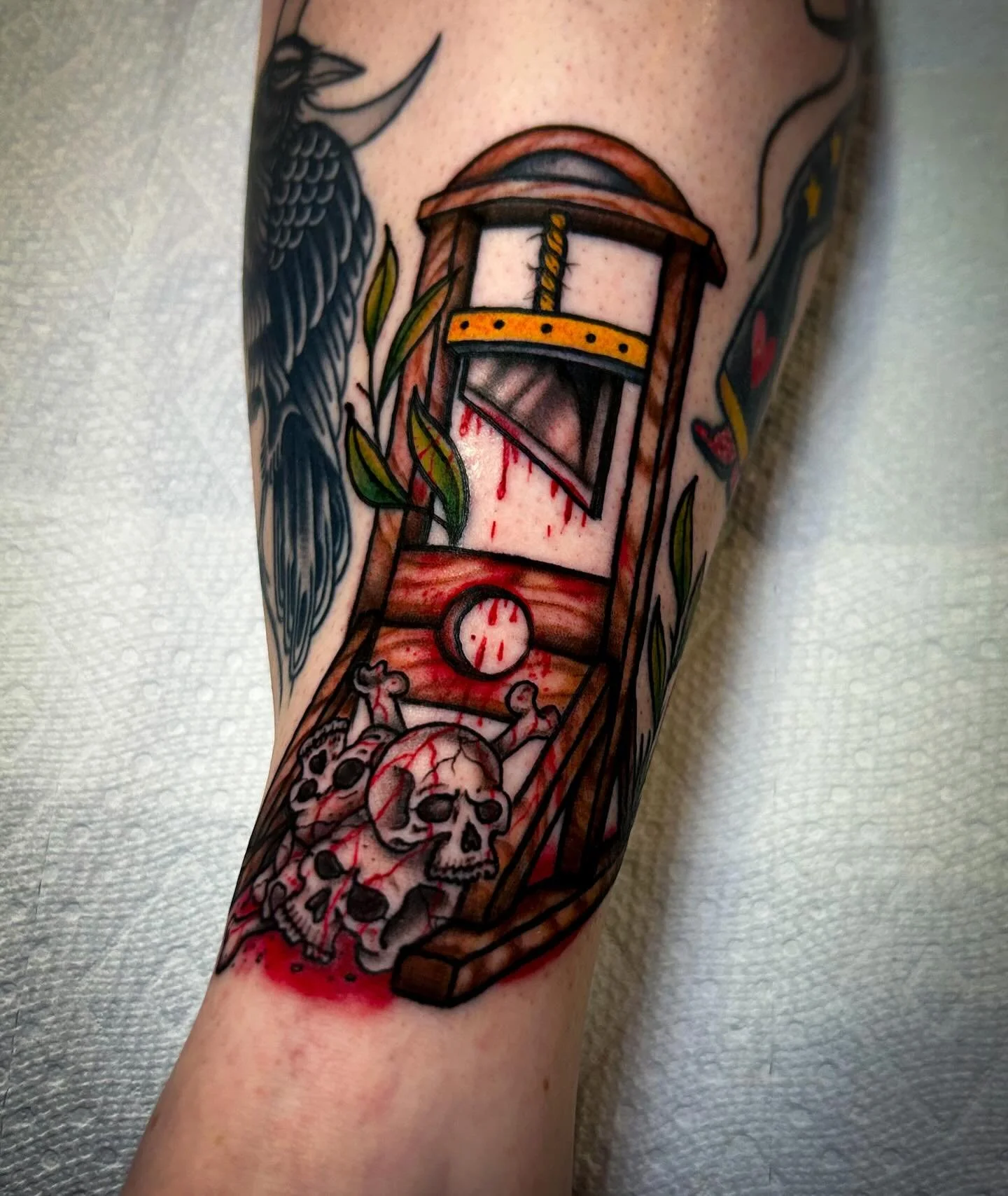 Another fun one on my tough ass friend ❤️⛓️&zwj;💥 Give me your spots to fill or an idea and we can run with it. Reach out with any questions, I&rsquo;ve got time for ya. 

#denvertattoo #denvertattooartist #coloradotattooartist #bouldertattooartist 