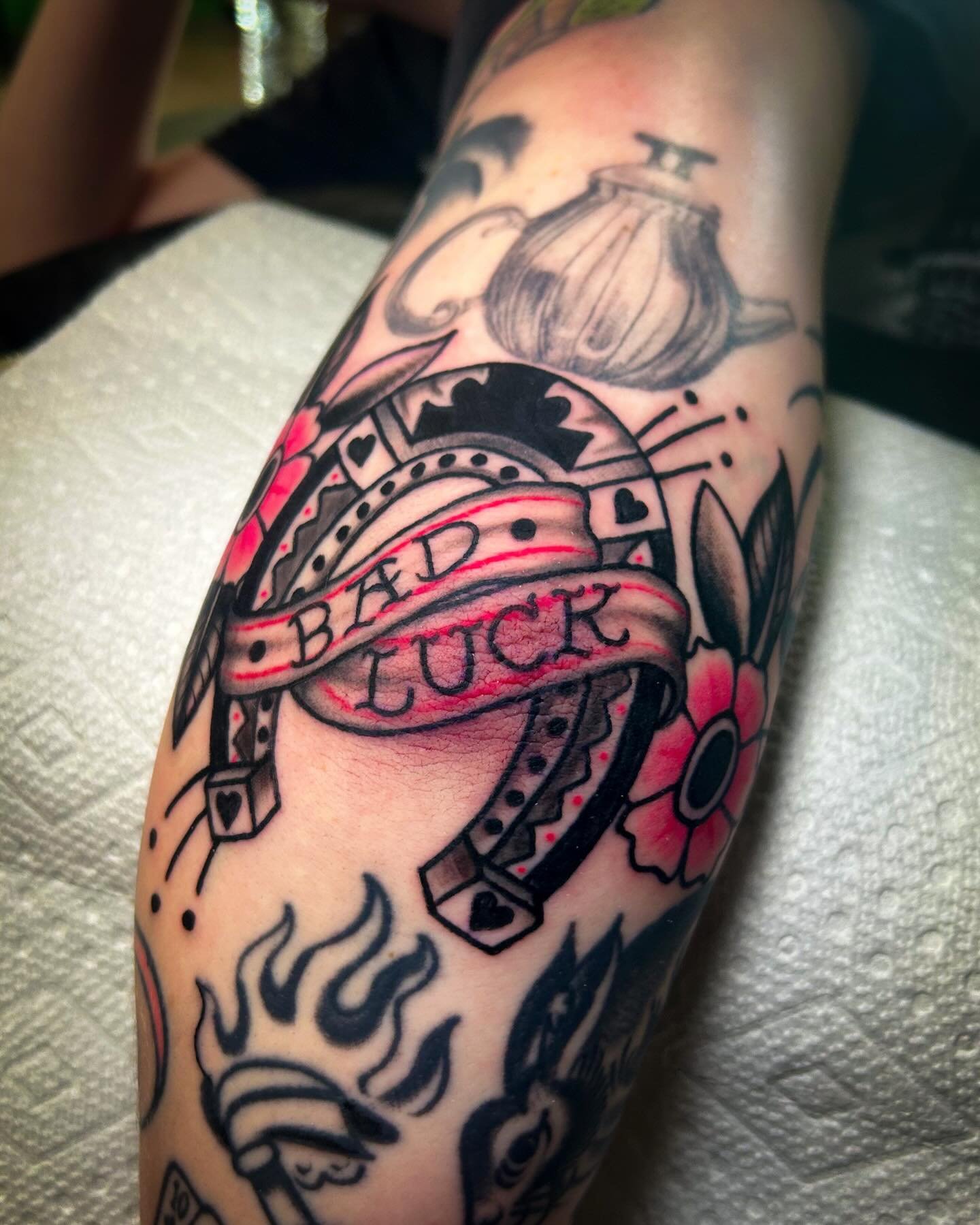 Anyone else part of the 🍀Bad Luck Club🍀 I know it&rsquo;s not just me and @sarah_chasauce - ✨Drawn to fit walk-in✨ for my babe. Things are getting a little busier as we approach summer but you can always try your chance at a walk in or reach out fo