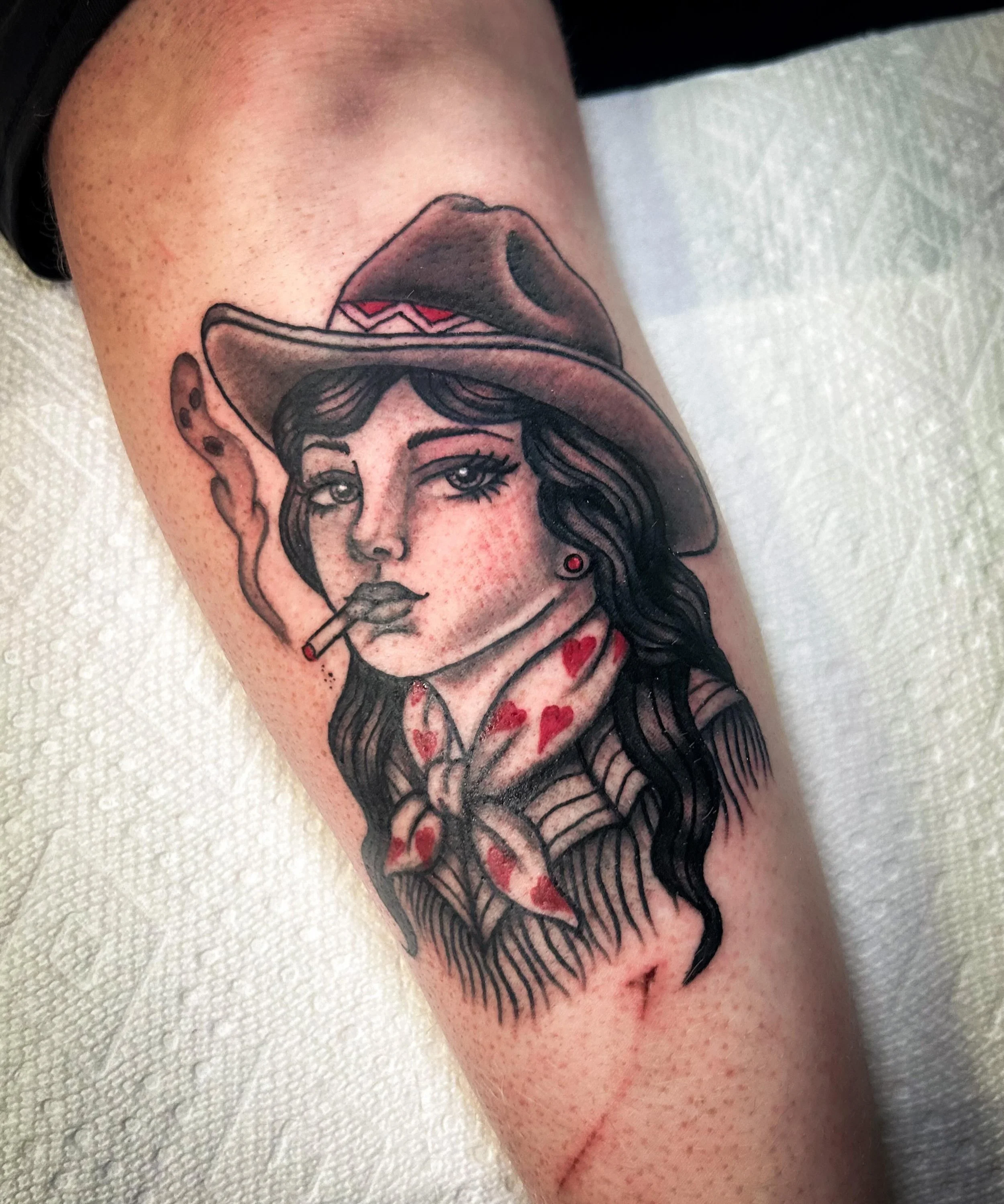 ✨Patsy Cline vibes✨ - our original sad girl because who doesn&rsquo;t love a dismayed, western lass? For a really special new friend who came a long way. Thank you for making me a part of your trip 🖤 And, if you&rsquo;re lookin&rsquo; for someone to