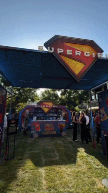 TheGrove_Social_SupergirlsIntergalacticStation_060526.gif