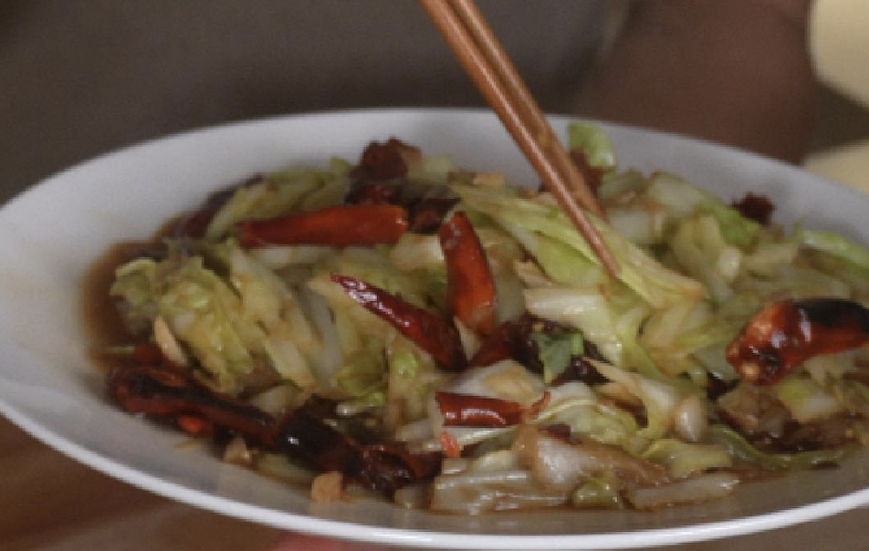 Taiwanese Cabbage Chicken Stir-Fry Recipe (Gut-Healthy &amp; Comforting)