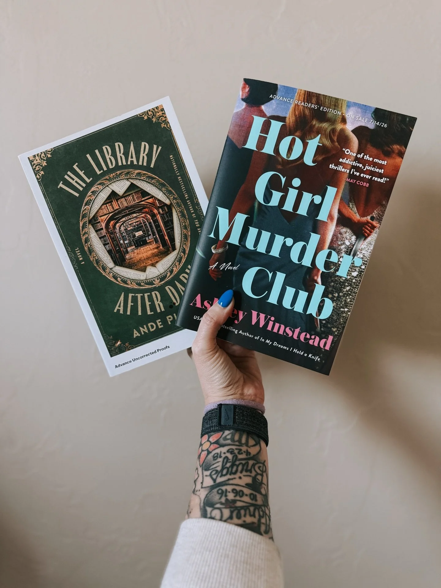 Two highly anticipated 2026 thrillers with two very specific reader moods 🔪📚

If you like your thrillers eerie, immersive, and full of secrets lurking behind every door, THE LIBRARY AFTER DARK by Ande Pliego (out May 5, 2026) should absolutely be o