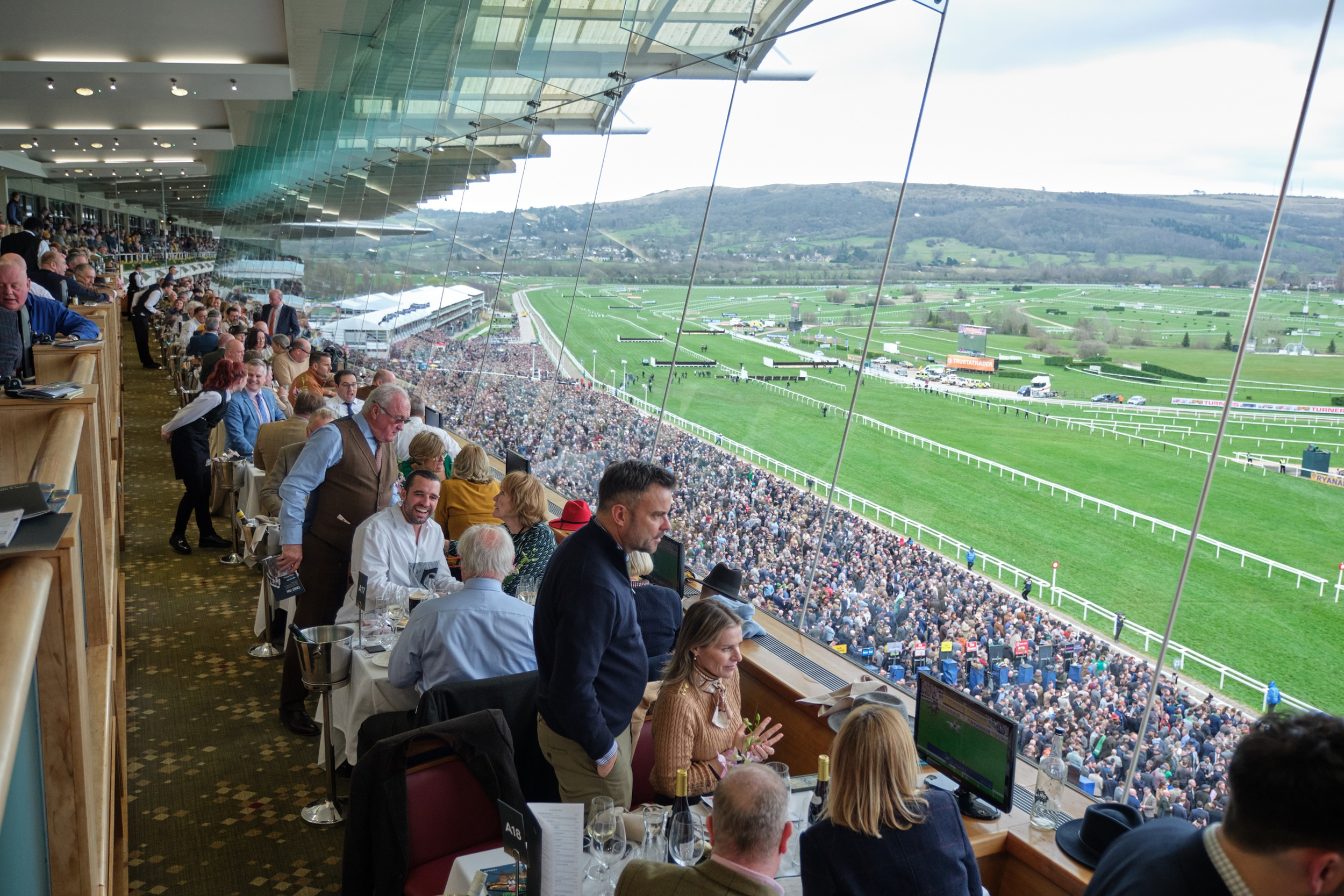 Restaurant Racing Events Panoramic Restaurant - Festival | Experience Unmatched Racing — Classic ...