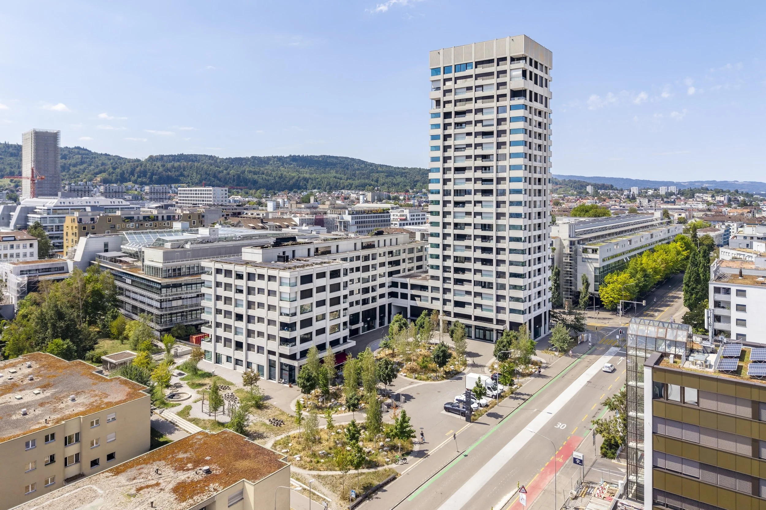Baslerstrasse 71-77 Zürich aussen_1.jpg