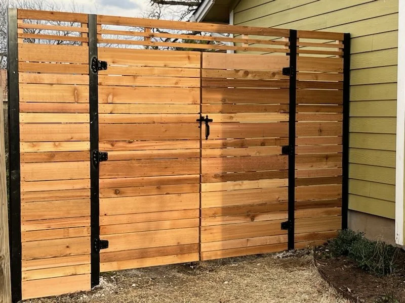 Horizontal double gate 1 front.jpg