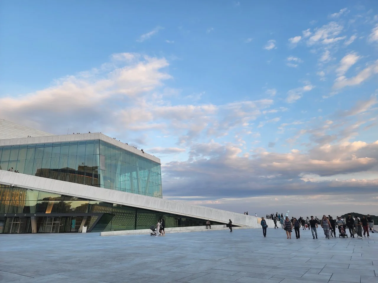Oslo s Best Walk Solo Female Wanderer oslo-s-best-walk-solo-female-wanderer