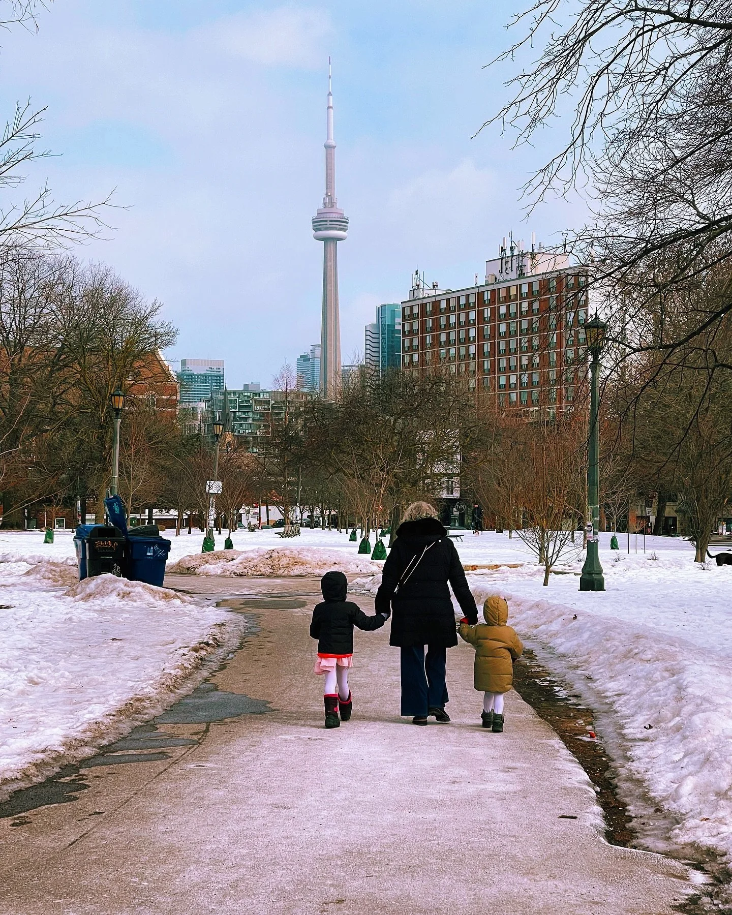 Lunch with Aunt Andrea after ballet 🩰👯&zwj;♂️🍝