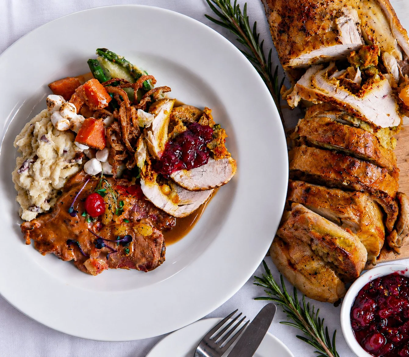 roast_dinner_rosemary_300dpi.jpg