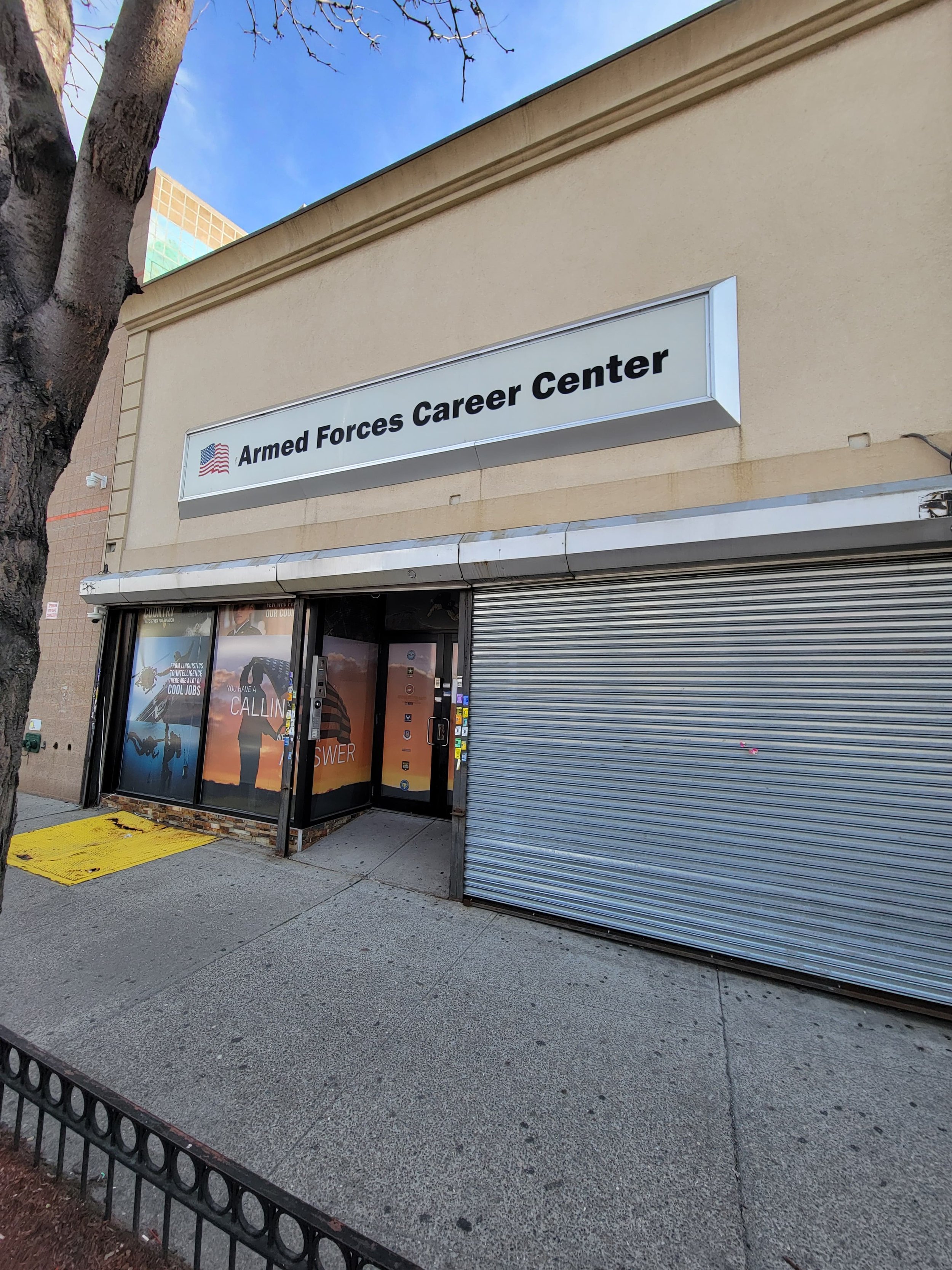 Image of U.S Navy and U.S Air Force Recruiting office in the Bronx, New York