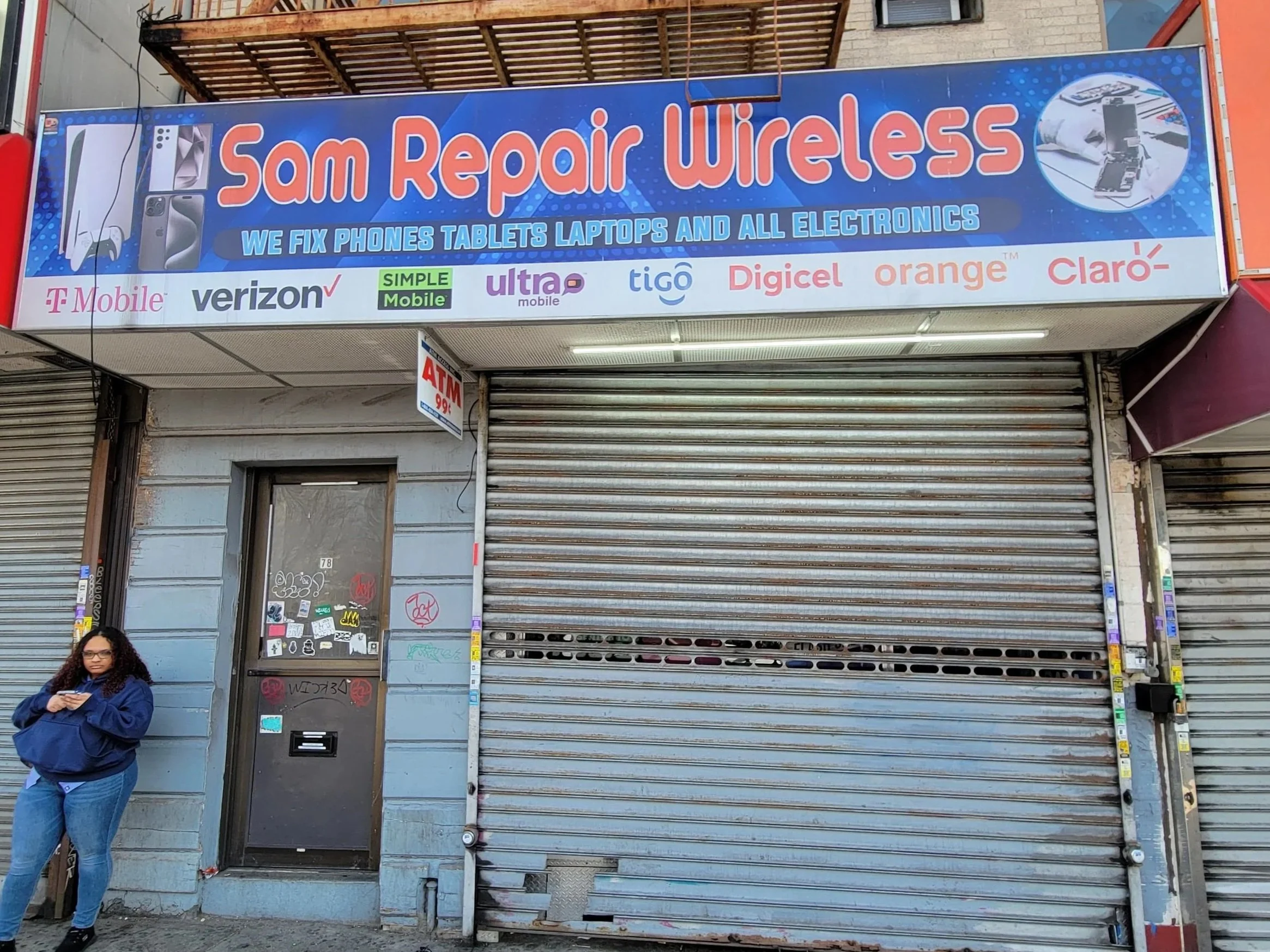 Image of Sam Repair Wireless Bronx  store front