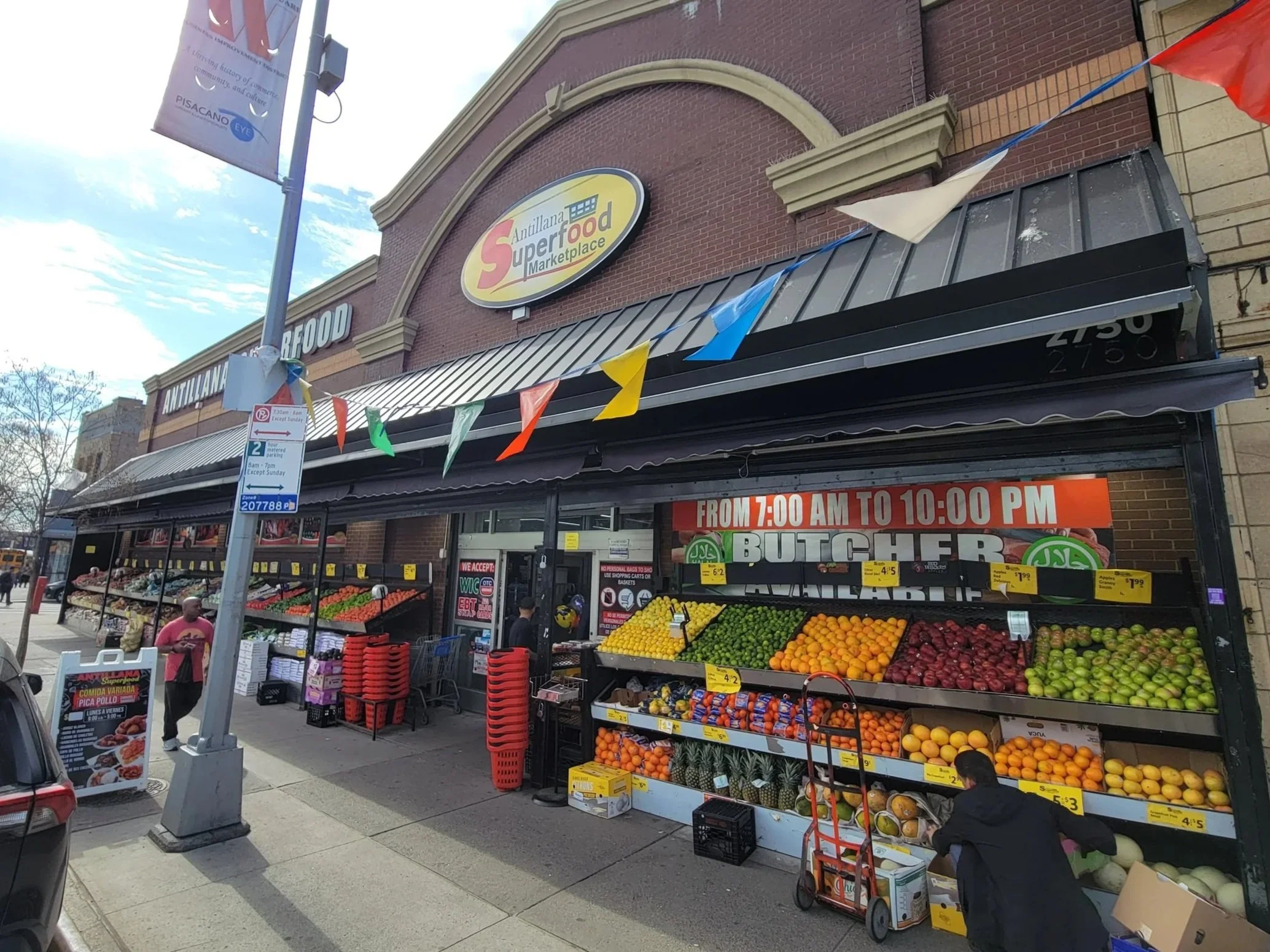 Image of Antillana SuperFood Marketplace store front in the Bronx, New York