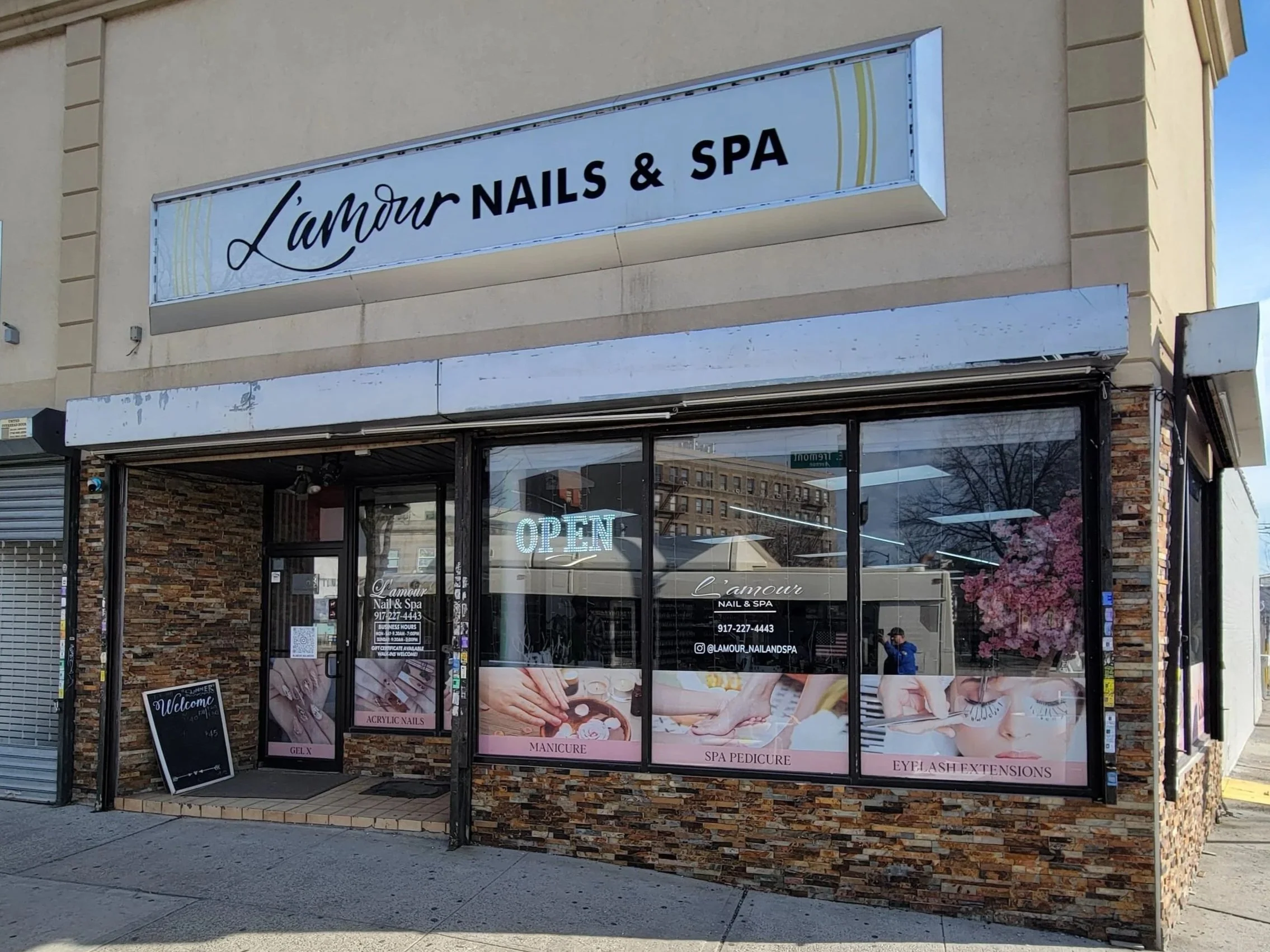 Image of L'amour Nail and Spa store front