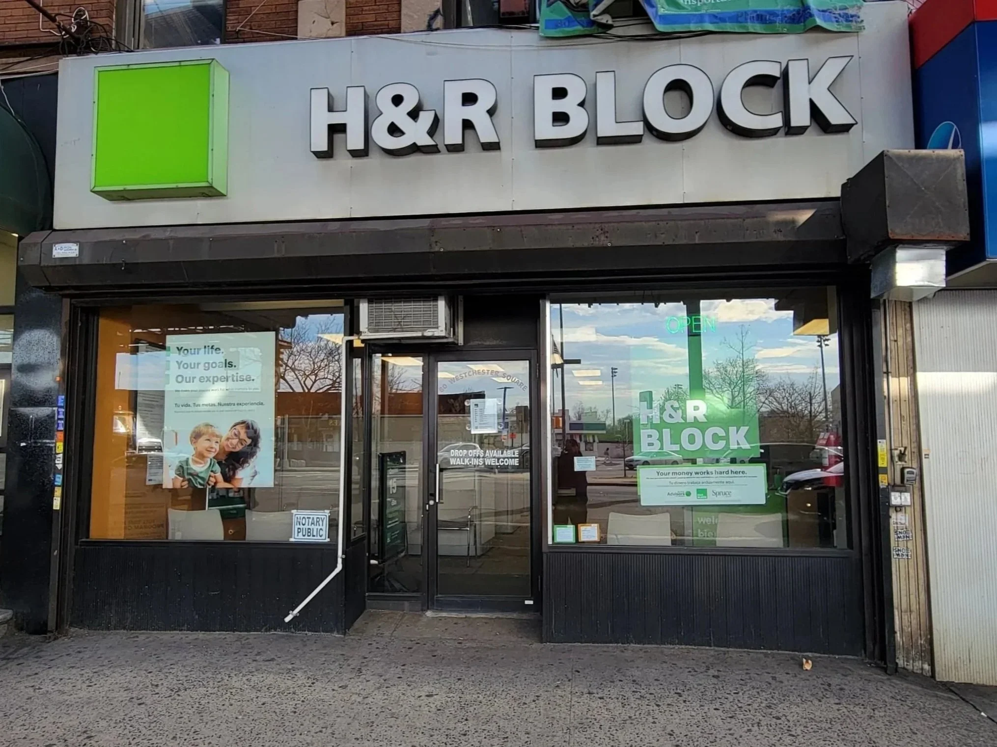 Image of H&R Block store front in the Bronx, New York