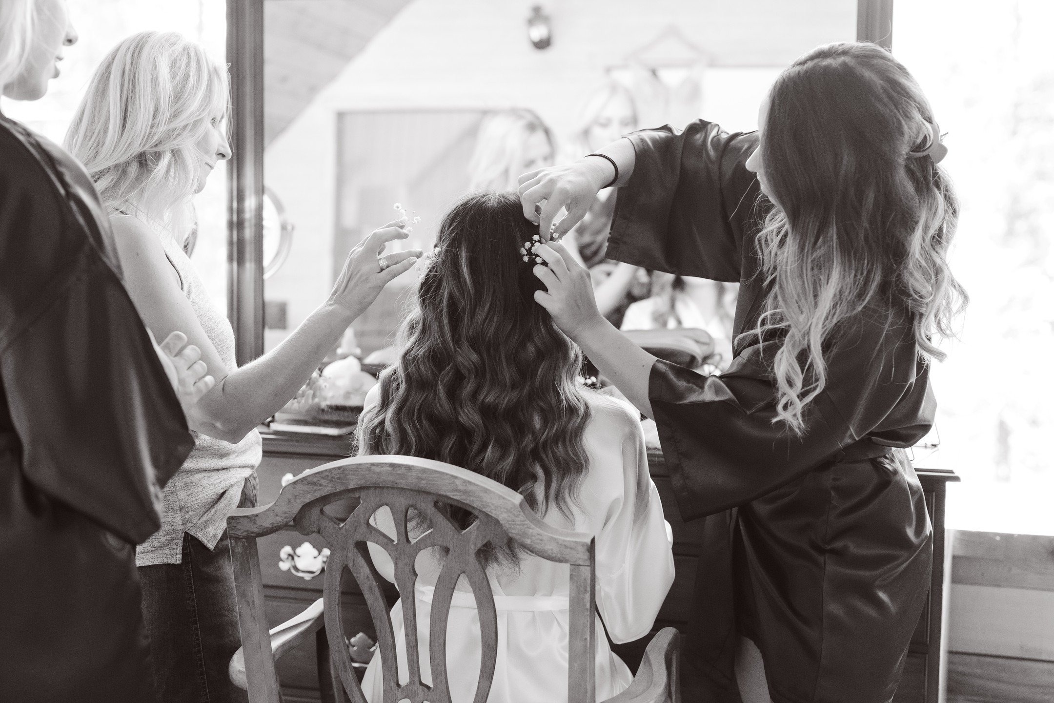 Behind the scenes. Surrounded by love, our beautiful bride shines brightest with her friends and family by her side.

#brideprep #bridelove #beautifulbride #bride #bridesmaids