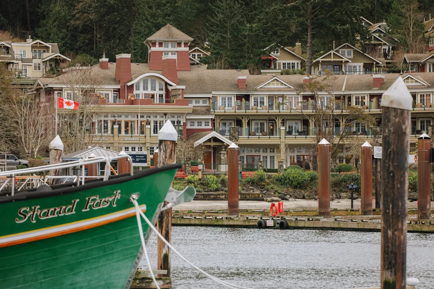 The places I go&hellip; My brother Jo is the General Manager. Absolutely gorgeous @poetscovewedding @poets_cove Getting married on Pender Island? We&rsquo;d love to be there. #penderisland #bcweddingphotographer #canadianweddingphotographer #westcoas
