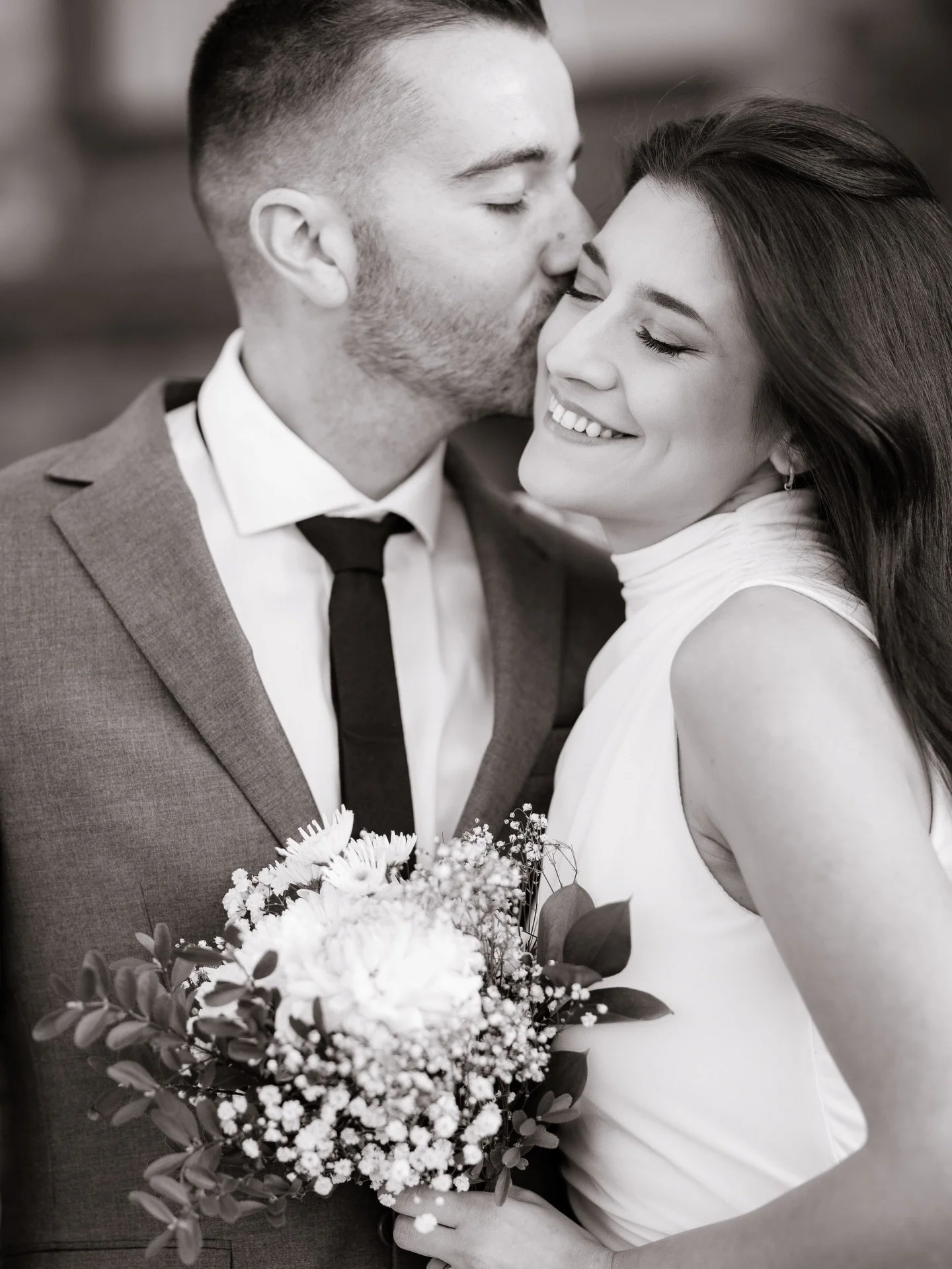 More previews from our Engagement Session with Claudia and Ryan. #lindseymillarphotography #victoriabc #vancouverislandphotographer #couplesphotography