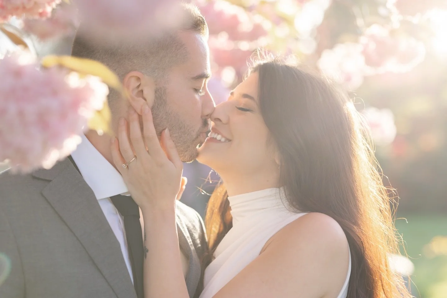 We are busy doing shoots with all our 2026 and 2027 couples 🥰 Spring is blooming. Love is definitely in the air.