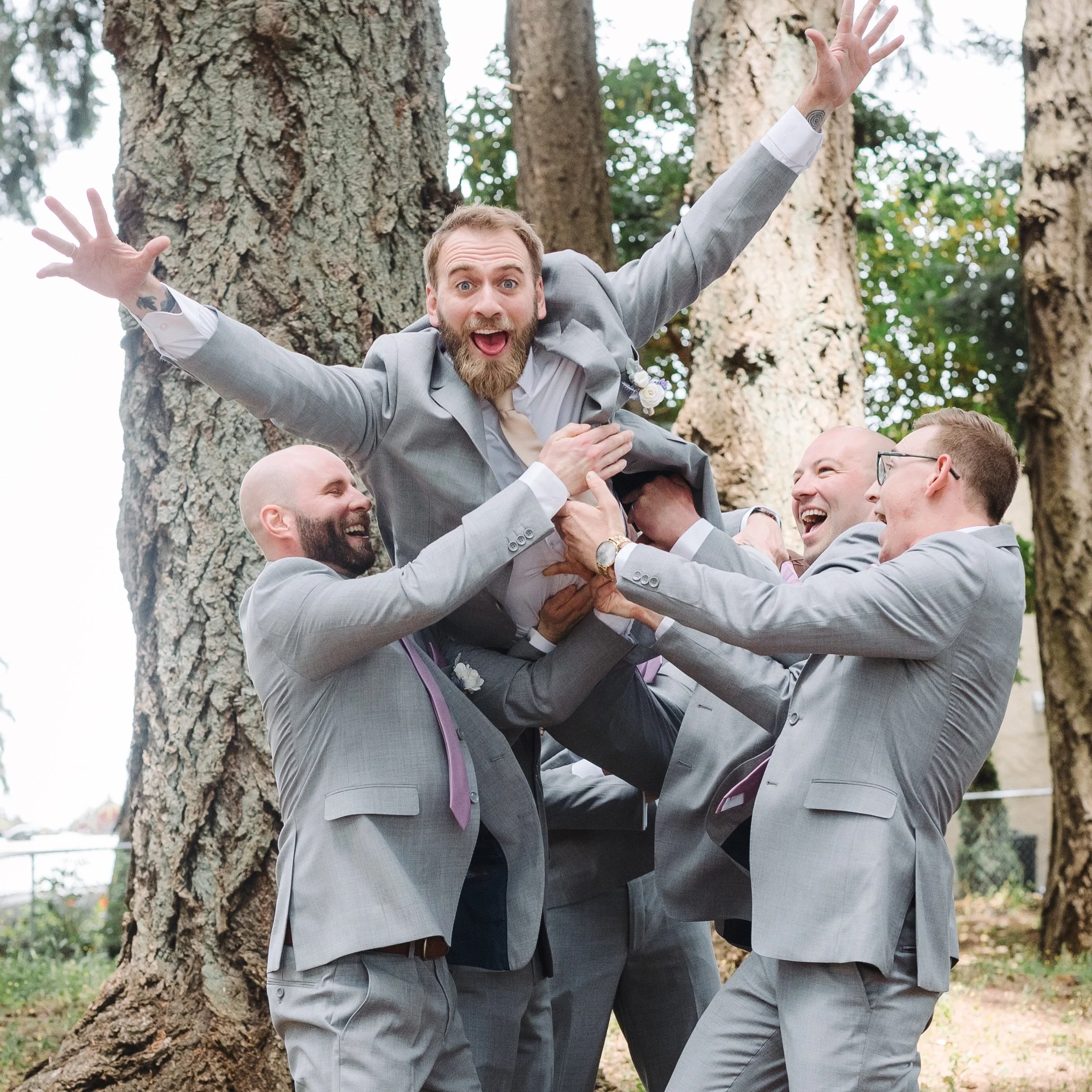 What happens when you leave your husband in charge of the groom and his groomsmen 😂 Jeff knows how to have a great time and I think our couples appreciate that. I do to. #westcoastwedding #canadianweddingphotographer #bcweddings #vancouverislandphot