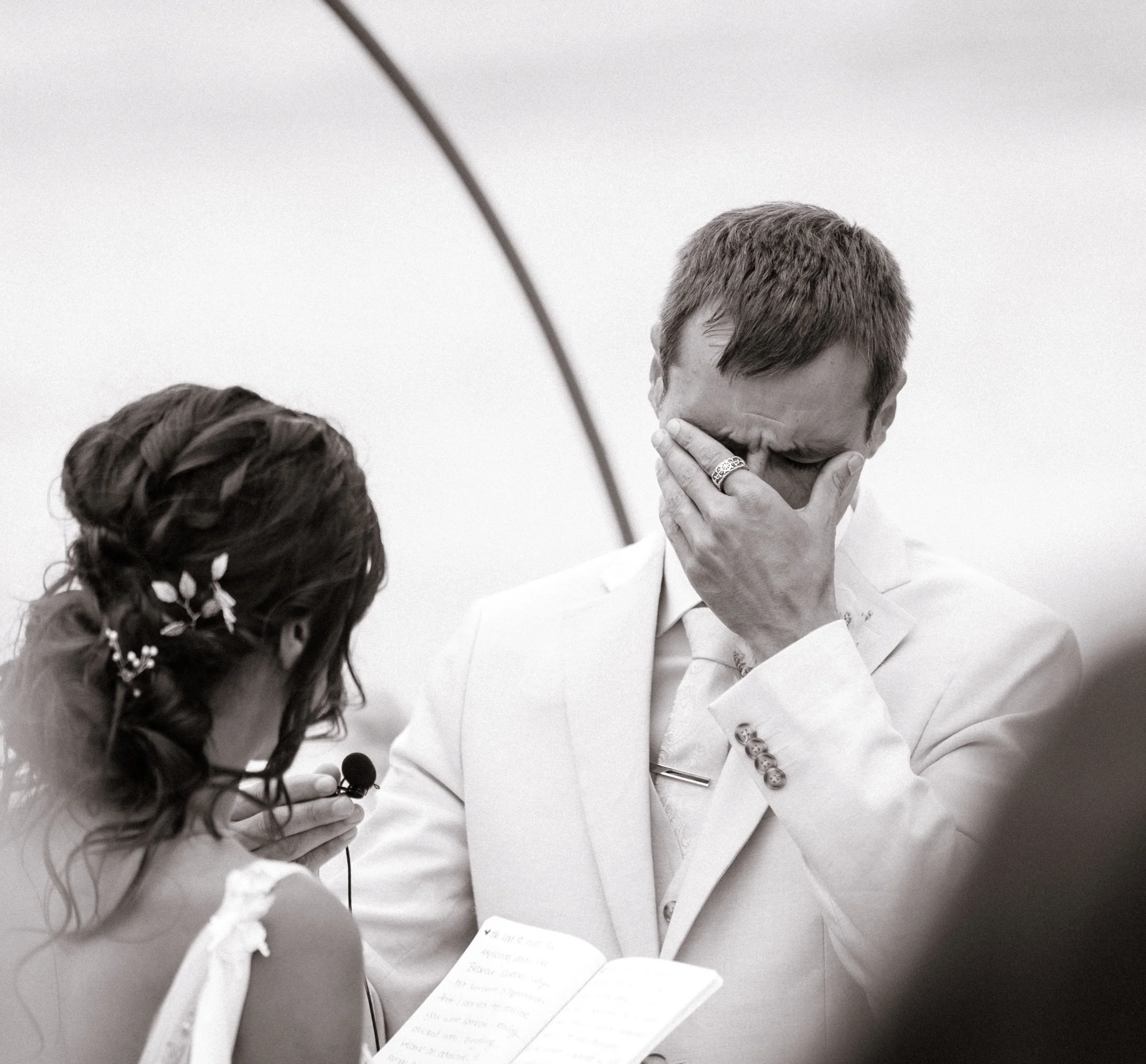 Some moments don&rsquo;t need words.

Julia and Raymond&rsquo;s ceremony was filled with quiet emotion, and this was one of those moments that says everything. These are the memories that matter years from now. Venue @sookeharbourhouse Hair by @katsh
