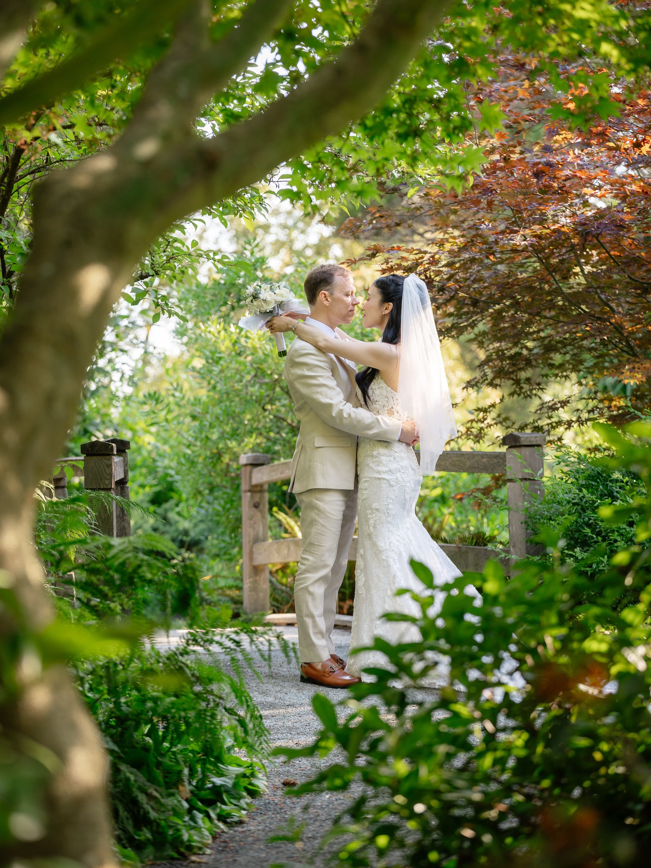 Congratulations to Jason and Maria. Married on Friday at the Gorge Pavilion. 

Wedding Coordinator @theaislemethod 
Videographer @summitstudiosvi 
Catering @truffles_catering 
Music @breakwaterquartet 
Bartender @shakenandcheers 
Dress Alterations @l