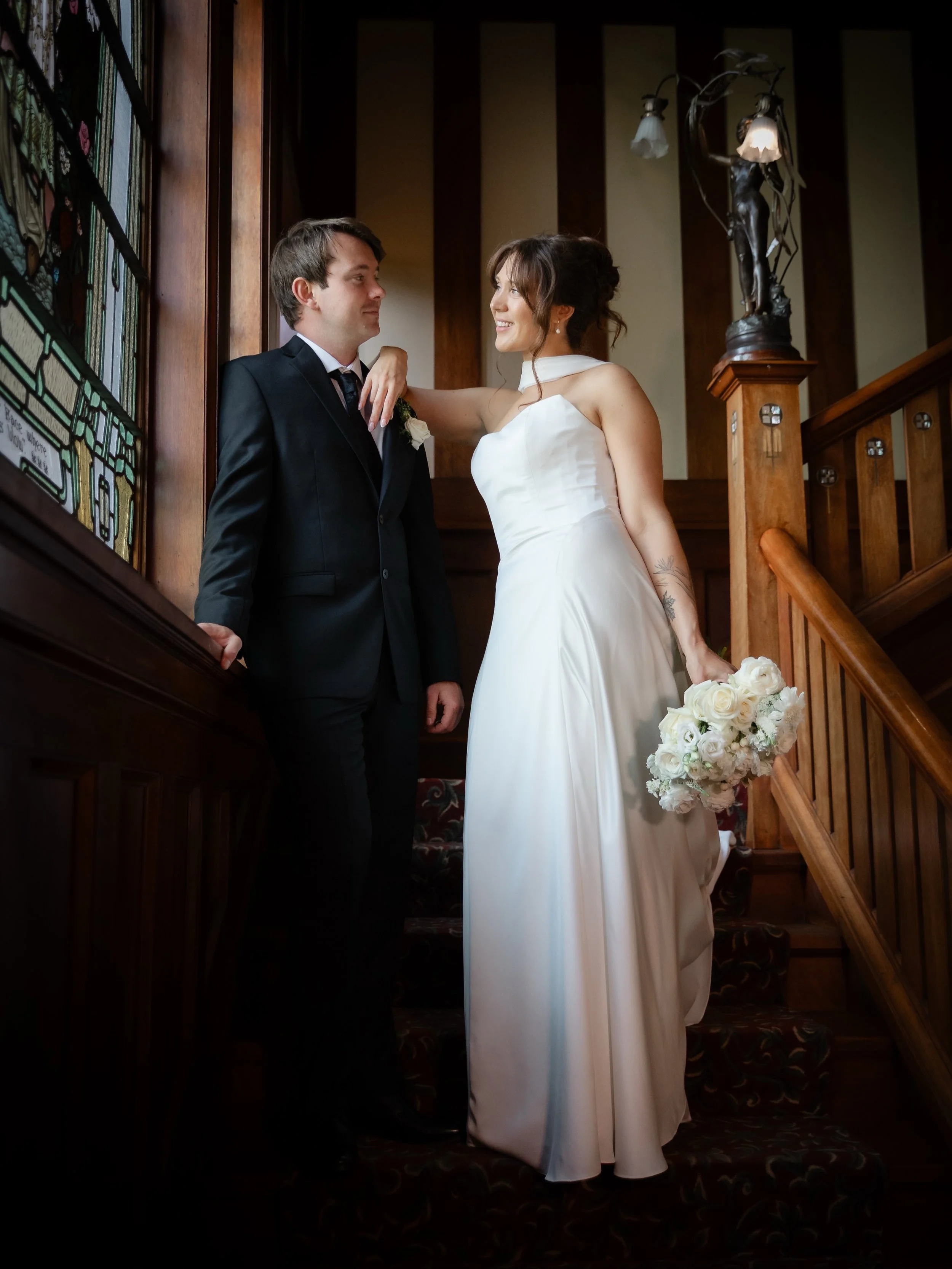 This week I&rsquo;m finishing Ashlyn and Adam&rsquo;s gallery. ❤️ #bcweddingphotographer #canadianweddingphotographer #westcoastwedding #lindseymillarphotography
