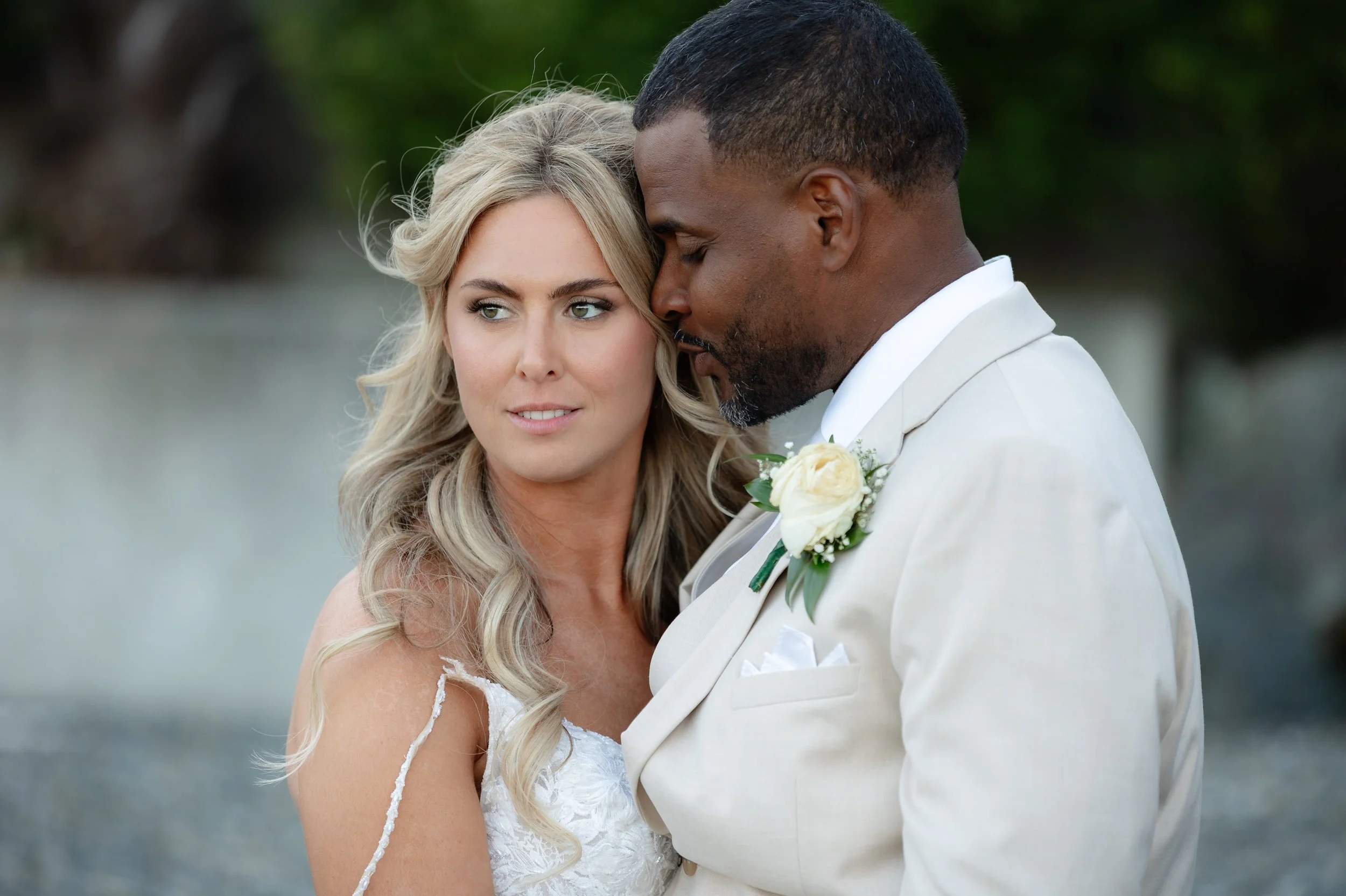 This week I&rsquo;ll be finishing a gorgeous gallery for Chelsey and Success!  Venue @prestigeoceanfrontresortsooke  Wedding Organizer @sunriseeventsco  Hair &amp; Makeup @gracewmakeup 

#bcweddingphotographer #lindseymillarphotography #canadianweddi
