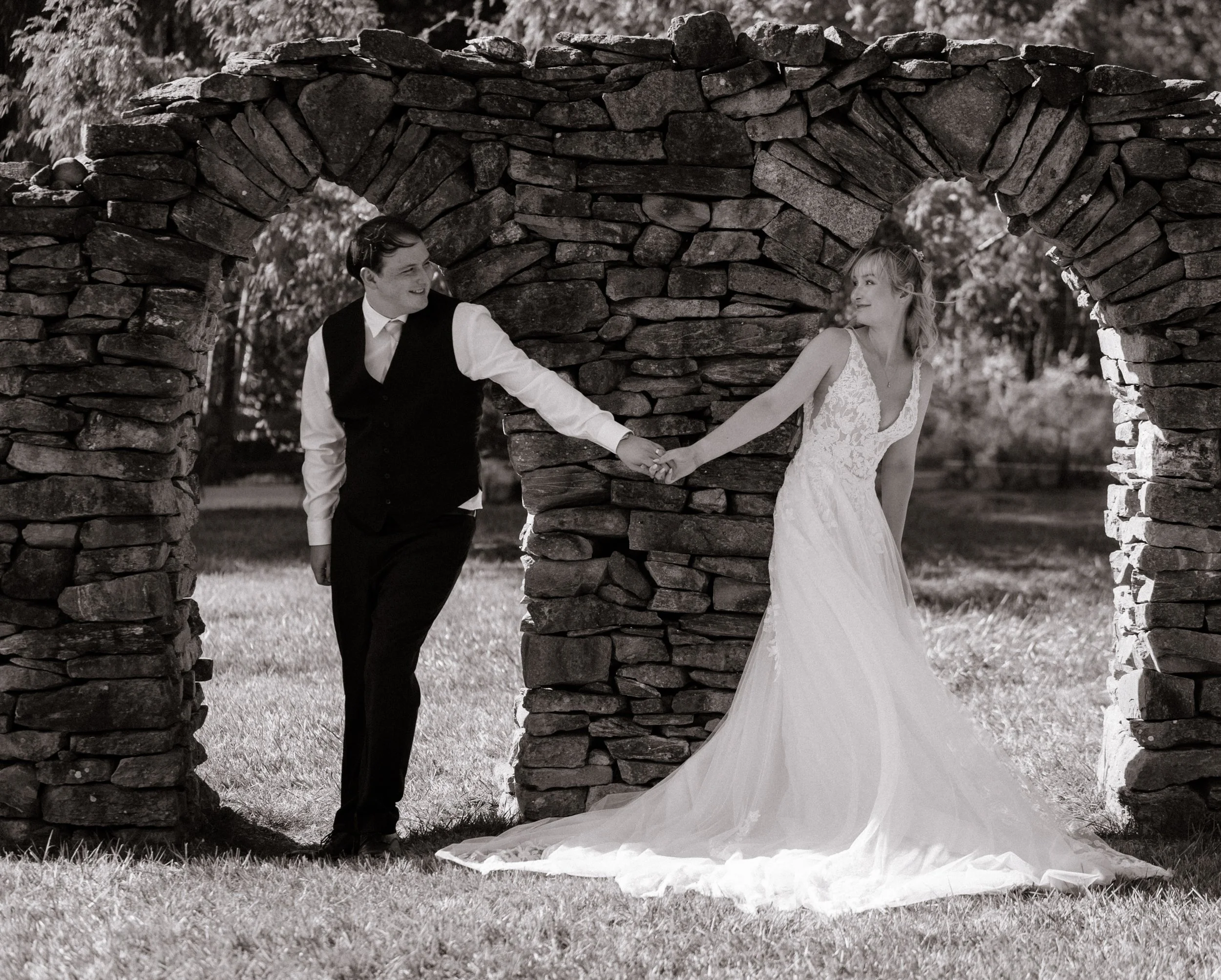 I love this image from Maya and Marcus&rsquo;s preview gallery. 🥰 Taken at @hcpweddings HCP Gardens where they held their reception. #lindseymillarphotography #yyjweddings #victoriaweddingphotographer #bcweddingphotographer