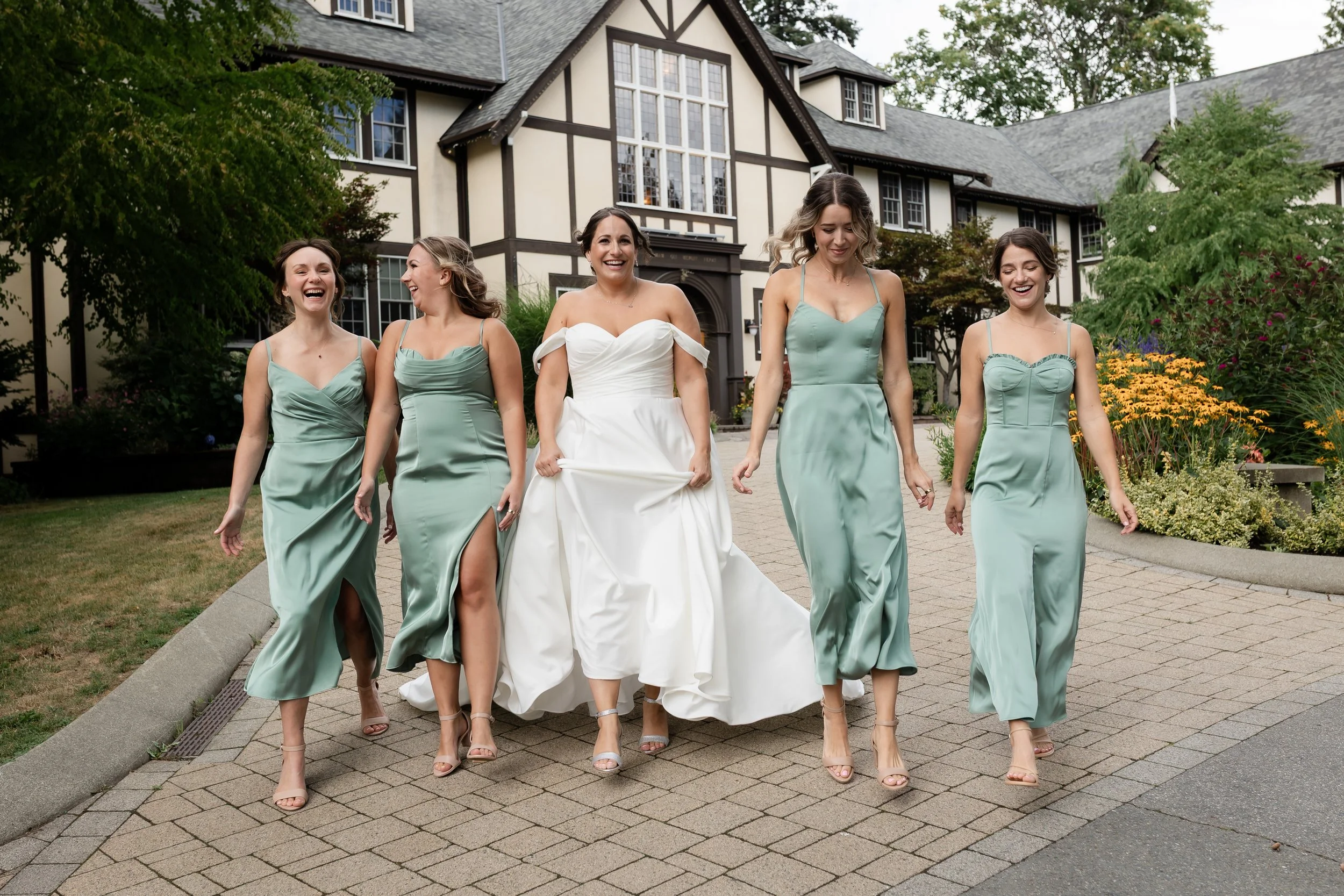 Trevor and Lindsay-724.jpg