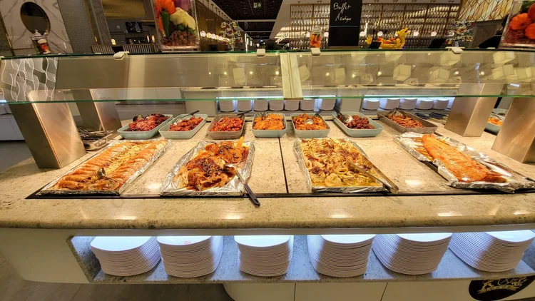 ROYAL BUFFET TOULOUSE, ROUTE D'ESPAGNE - Restaurant Buffet Franco