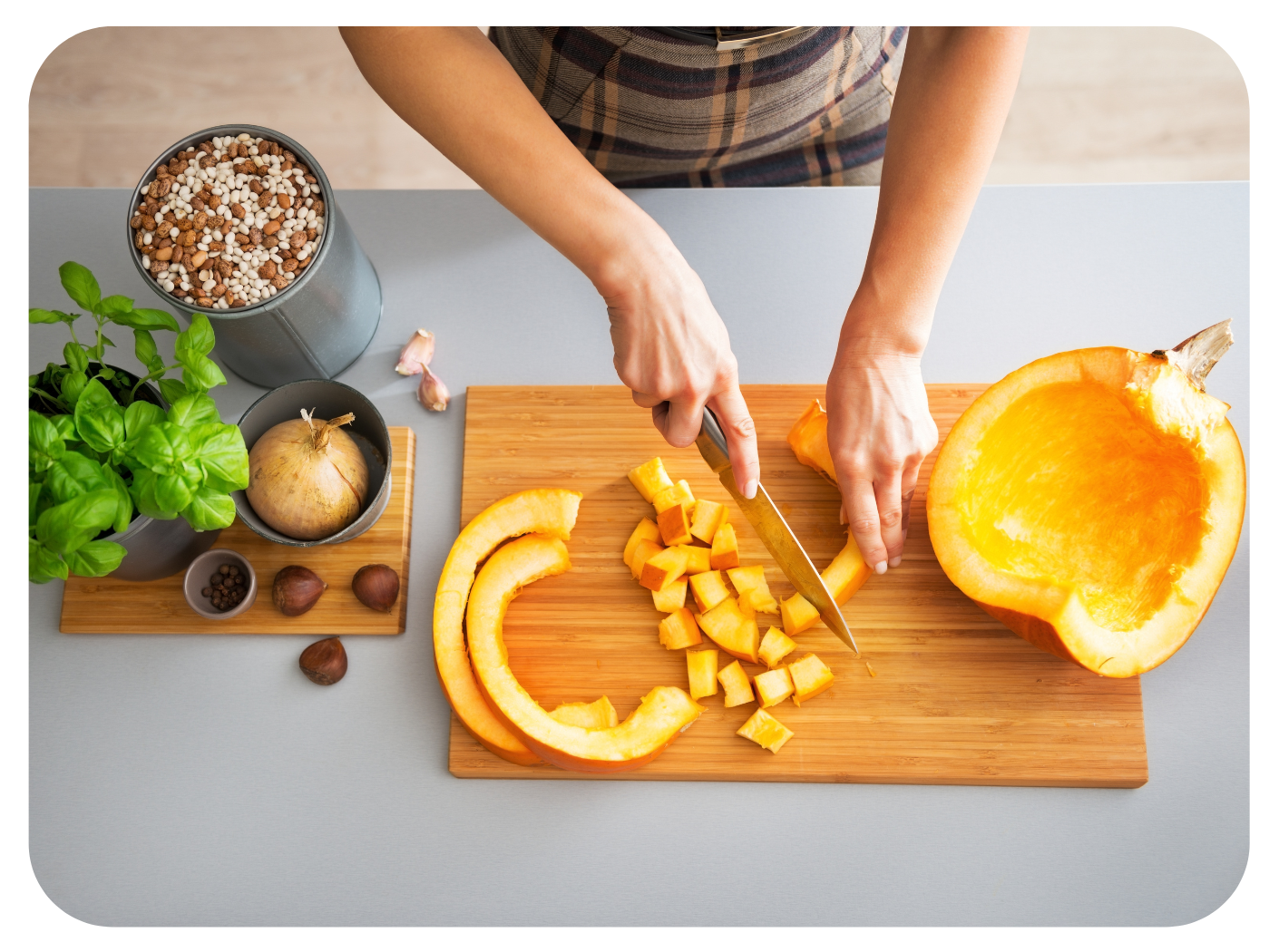 Load up on this antioxidant-rich fruit