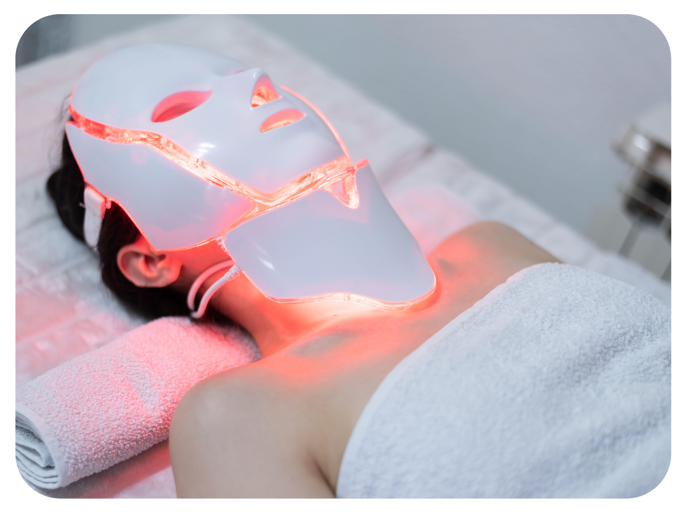 Red light therapy anti-aging properties