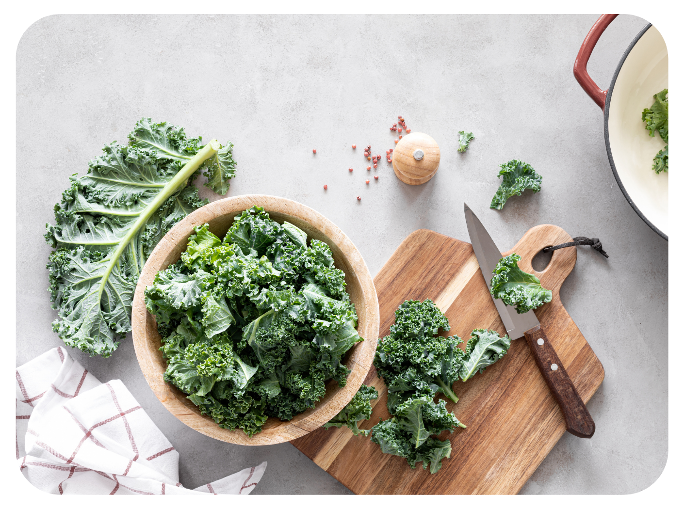 Kale: A Nutrient-Dense Leafy Green (or Purple)