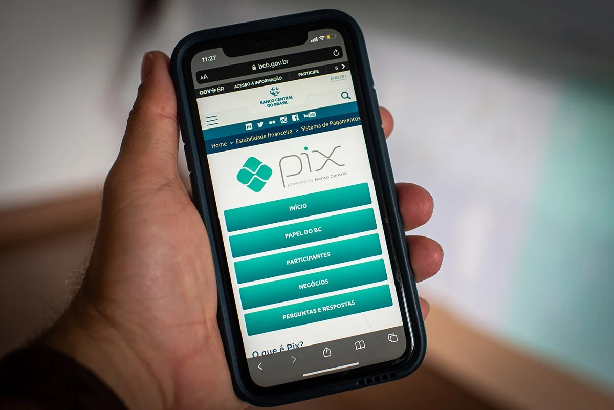 Pix Parcelado: BC desiste de regras oficiais, proíbe o nome e mantém oferta apenas como crédito