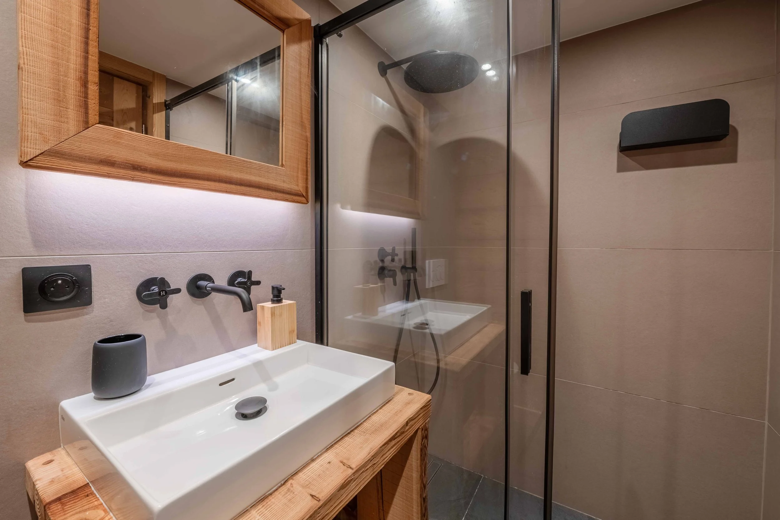 chalet Prarion BDweb_AWR Renovations@jedypictures-14.jpg