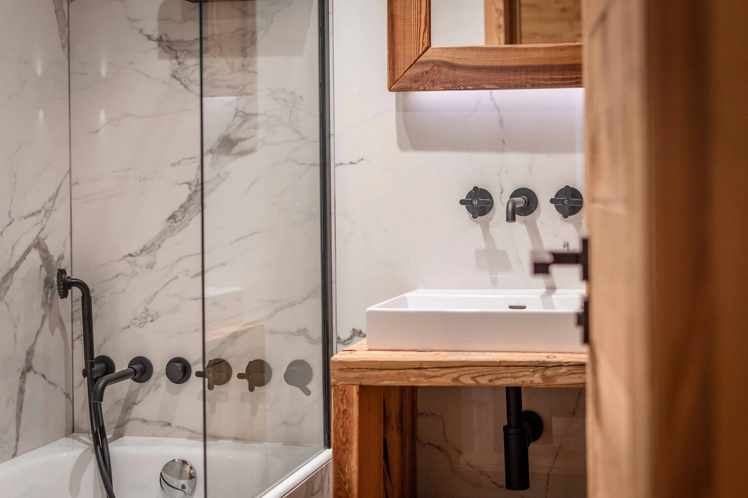 chalet Prarion_focusBDweb_AWR Renovations@jedypictures-12.jpg