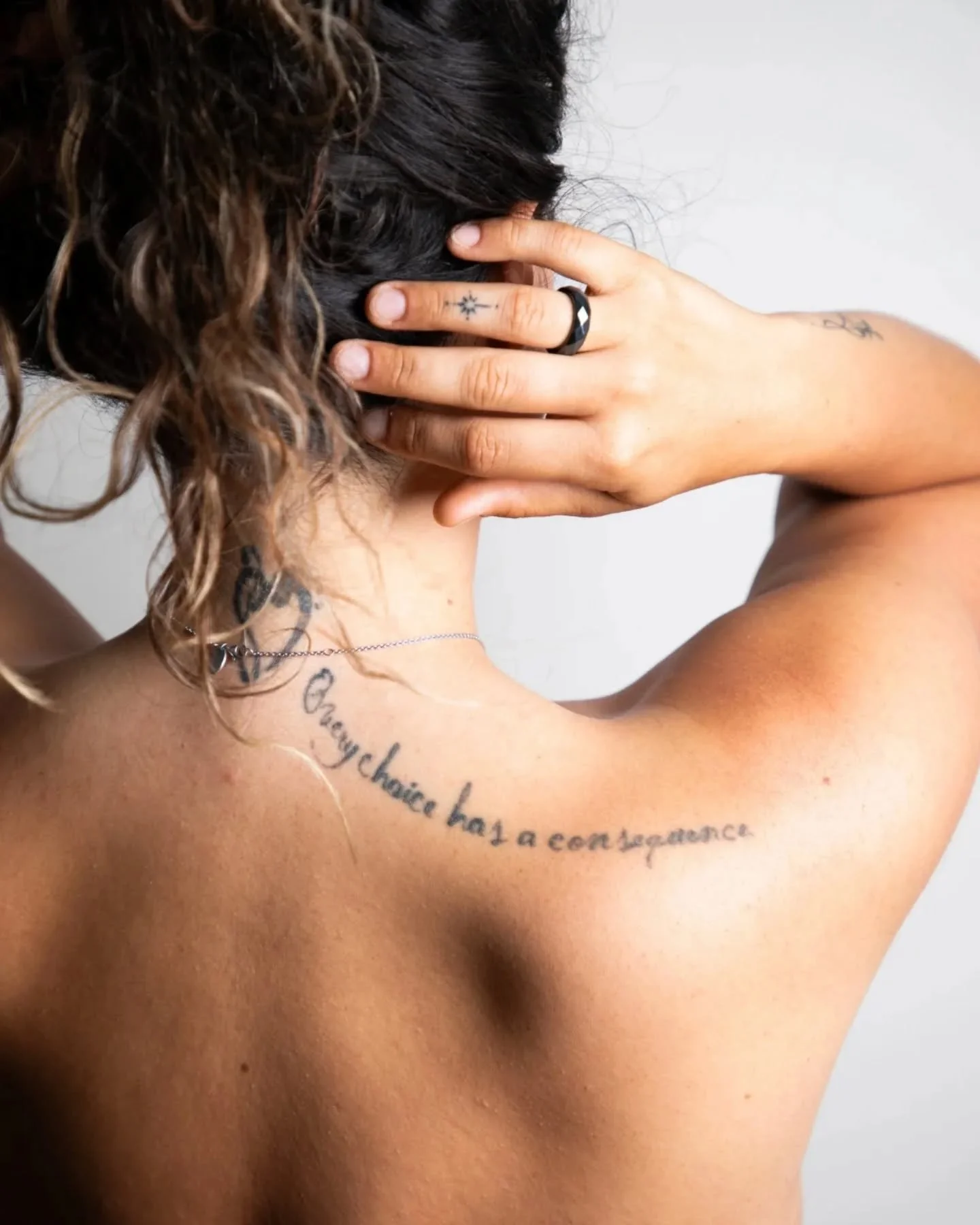 Es beginnt damit, dass du dich wichtig nimmst.💫
 
Du bist der Mensch,  mit dem du die meiste Zeit verbringst. Der Mensch, dem du mit dem meisten Respekt, der gr&ouml;&szlig;ten Anerkennung und tiefsten Dankbarkeit  begegnen  darfst. 
Der Mensch, des