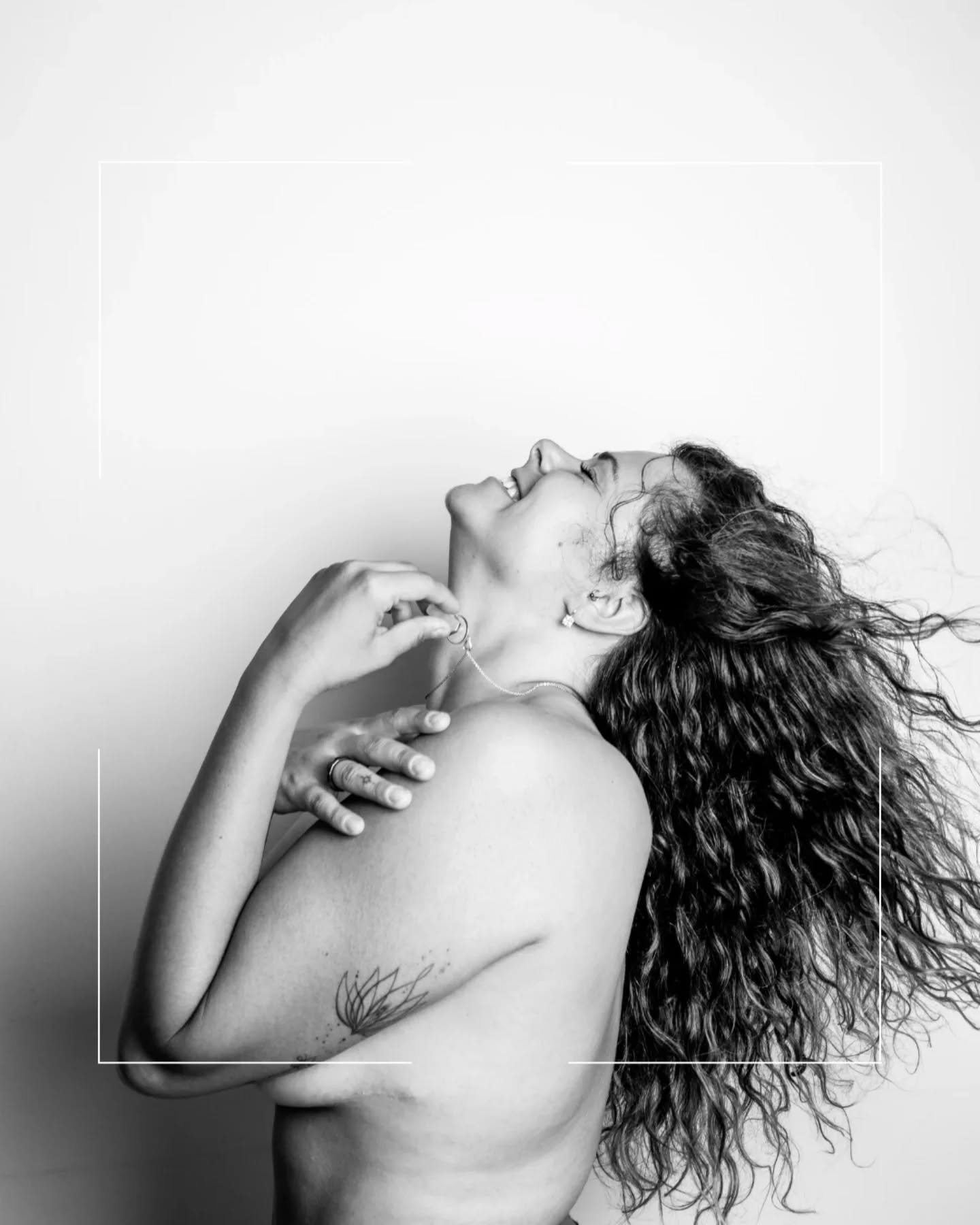 Es gibt keinen perfekten Zeitpunkt.
Es braucht keinen besonderen Anlass. 
Es braucht nur dich 💫
Ein bisschen Vertrauen. Einen Hauch von Mut. 
Wir arbeiten gemeinsam. Wir gehen tief. So tief, wie es sich f&uuml;r dich noch sicher anf&uuml;hlt.
Wir be