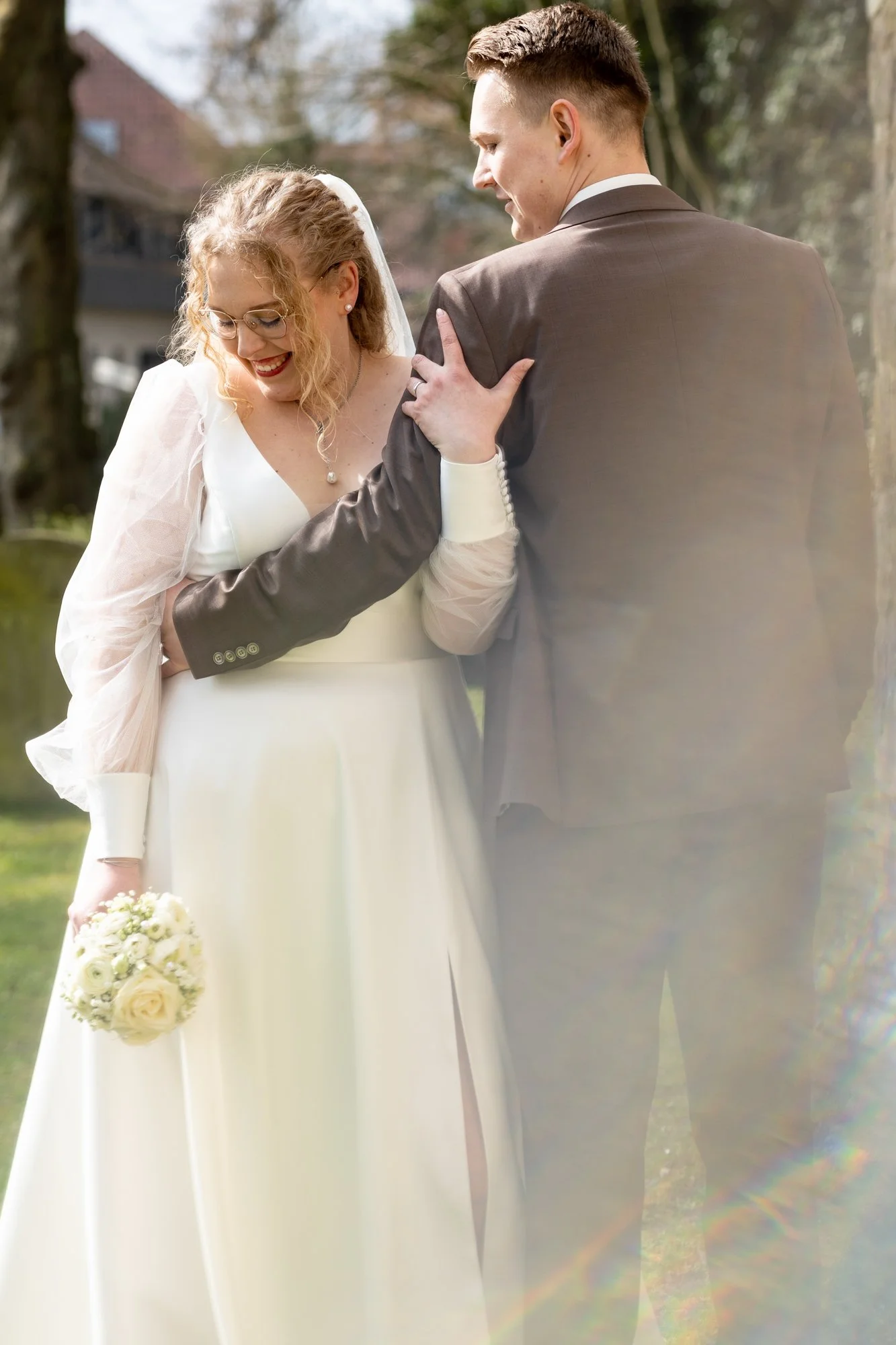 Larissa-Max-100.jpg