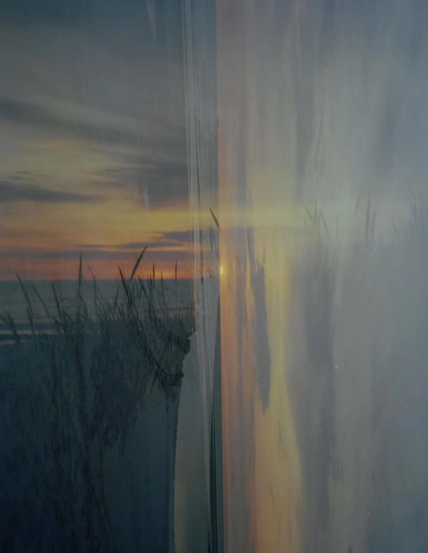 Film rolls came back! 🎞️ Love those little unexpected mistakes analog photography brings. I accidentally had the multi exposure lever on with the first shot. But if you ask me, it turned out like a piece of art! 

#vlieland #analogphotography #kodak
