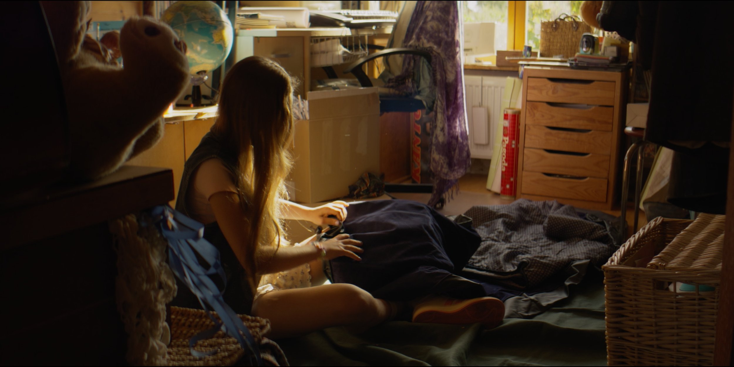 Still 2025-12-06 160117_1.1.5.jpg