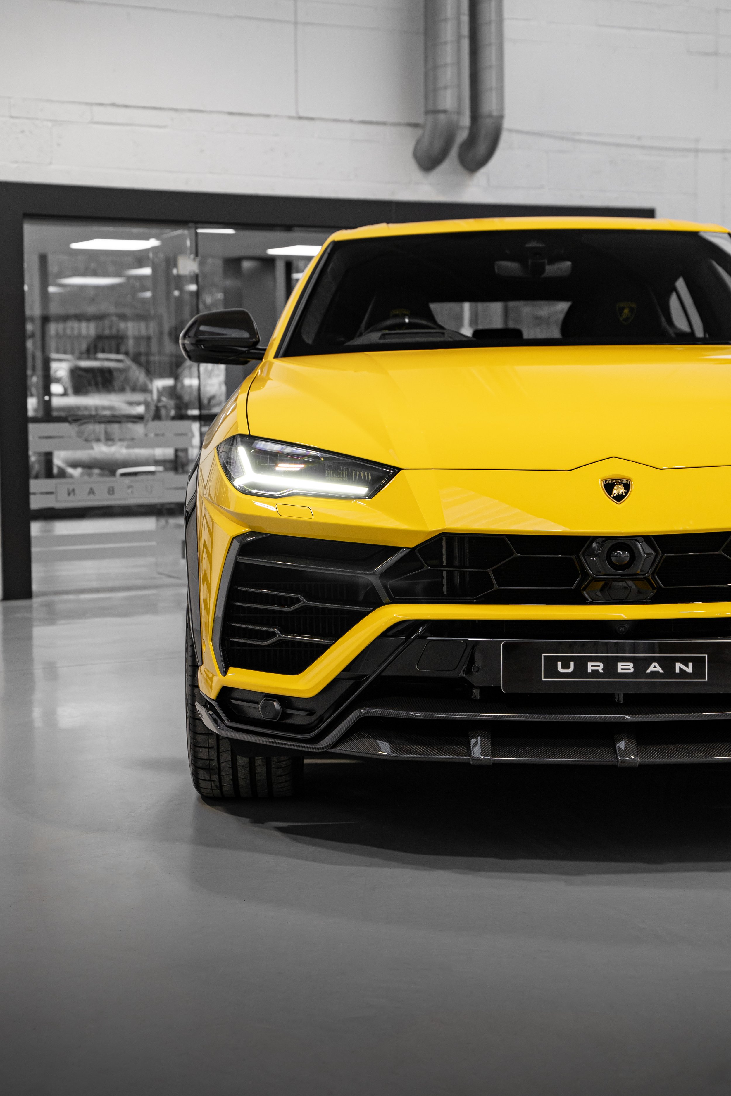 Z-Art Lamborghini Urus Dry Carbon Fiber Rampante Edizione Front Canard –  CarGym