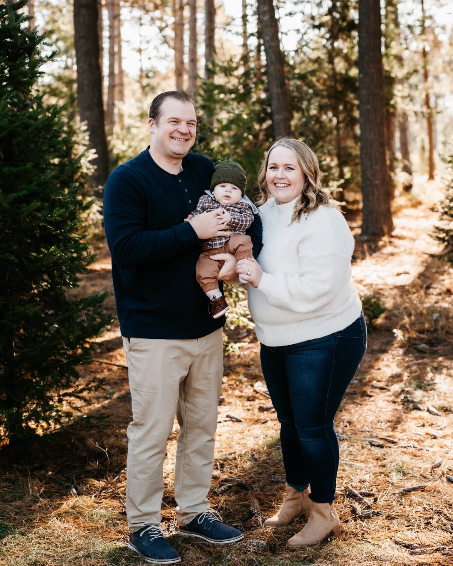 Fritz's first tree farm session 🌲

#firstchristmas #christmas #christmastree #baby #babysfirstchristmas #merrychristmas #christmasdecor #babyboy #family #mnchristmas #christmasgifts #christmastime #love #smallbusiness #handmade #xmas #christmasdecor
