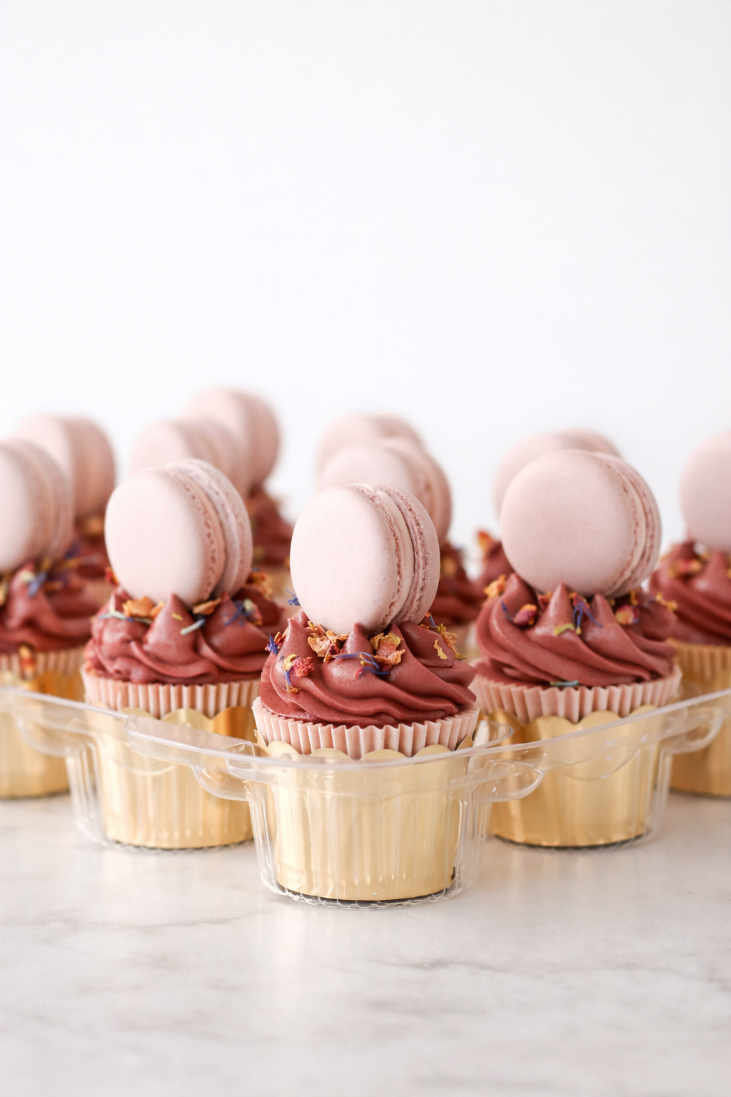 MACARON BLOSSOM CUPCAKES