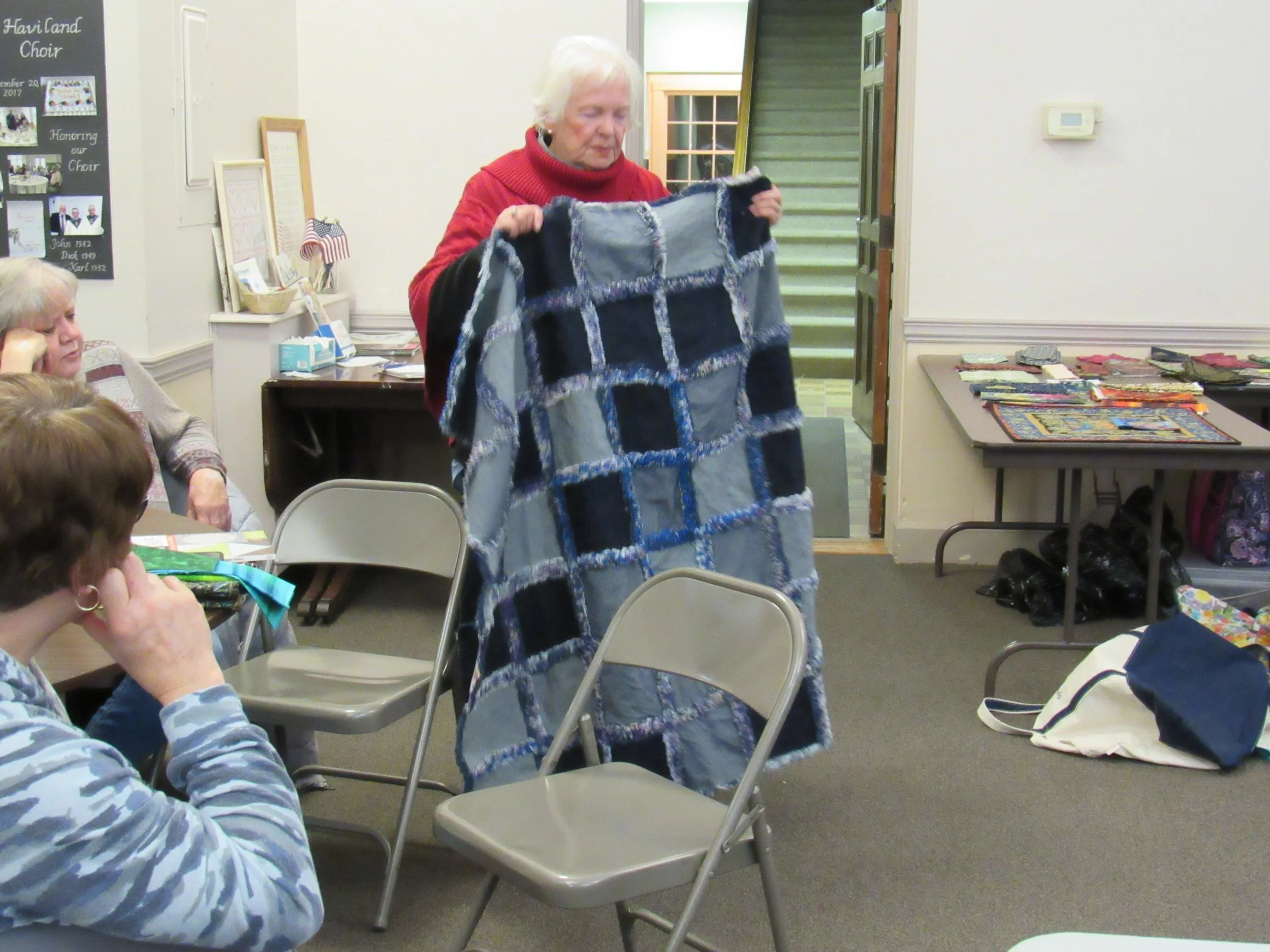  Glenda Sharp – jeans rag quilt from AccuQuilter 