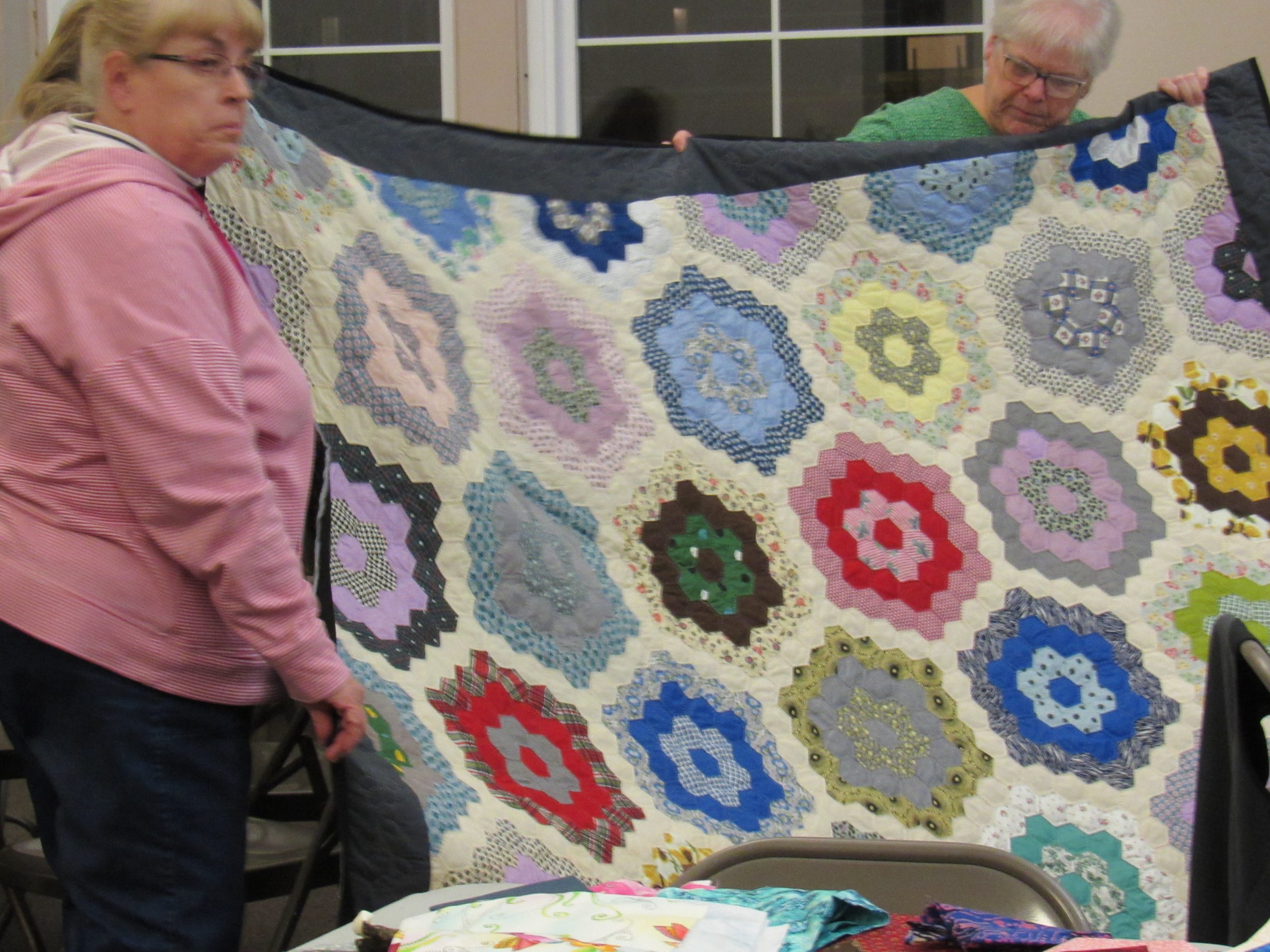  Debby Herron – Grandmother’s Flower Garden 