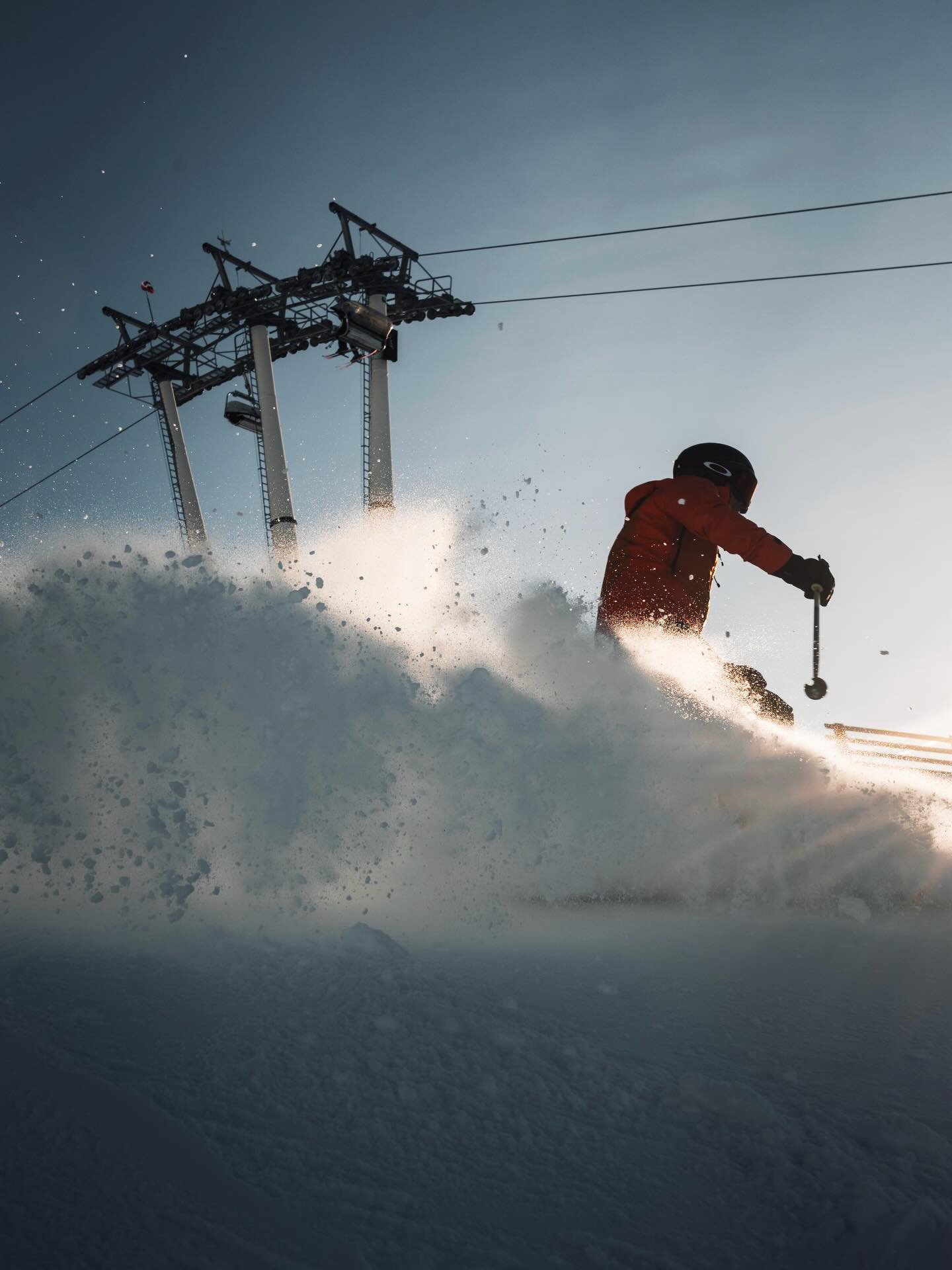 Speed and power 

📷 Sony A7 IV - 24-105 f/4

#ischgl2025 #skicarving #sonyalpha #samnaun